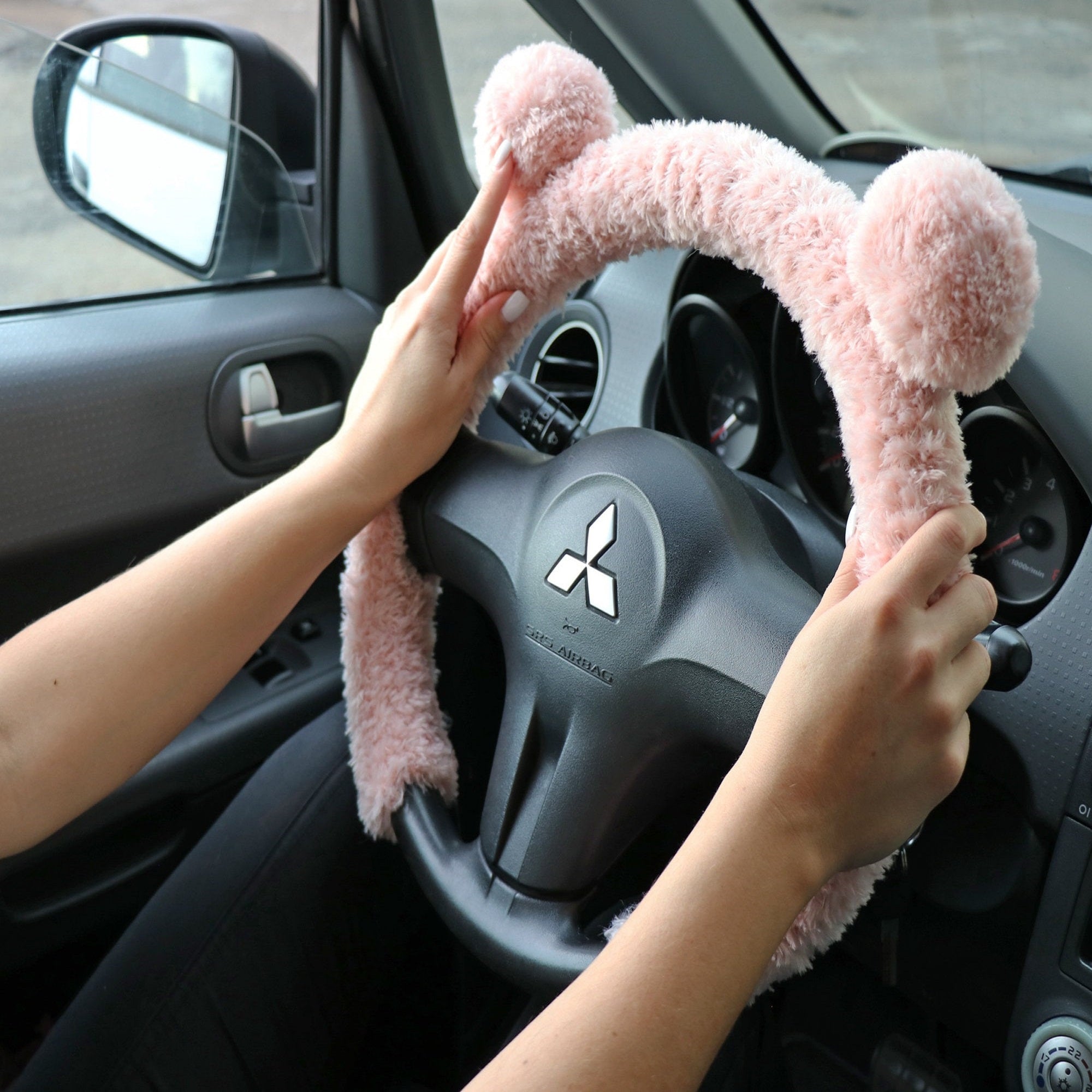 STEERING WHEEL COVER Crochet Pattern (skill level beginner)