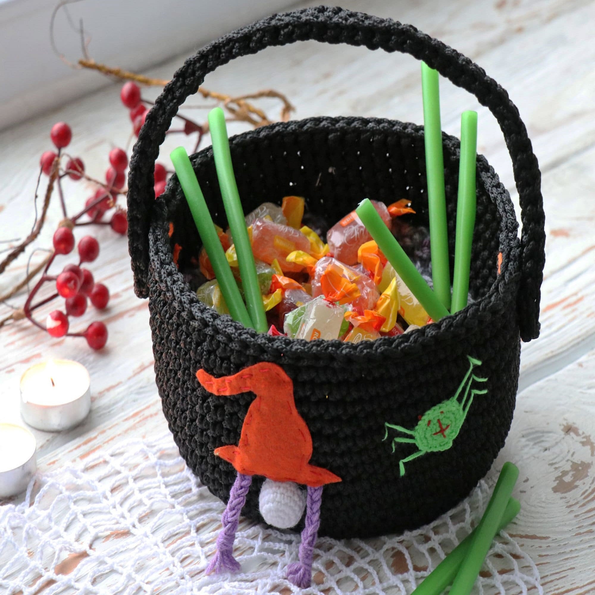 TRICK OR TREAT BAG Crochet Pattern (skill level beginner)