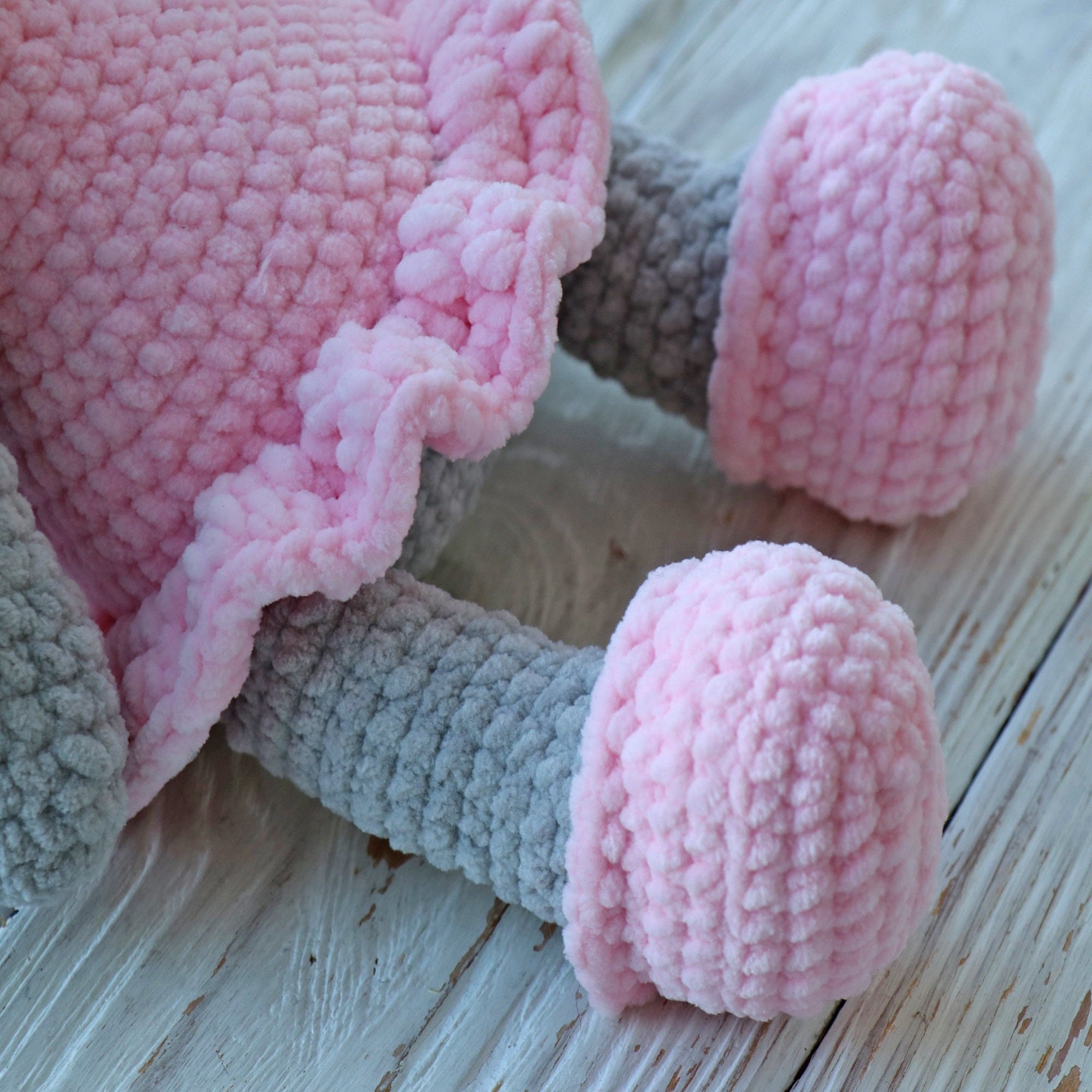 BALLERINA BUNNY Crochet Pattern (skill level beginner)