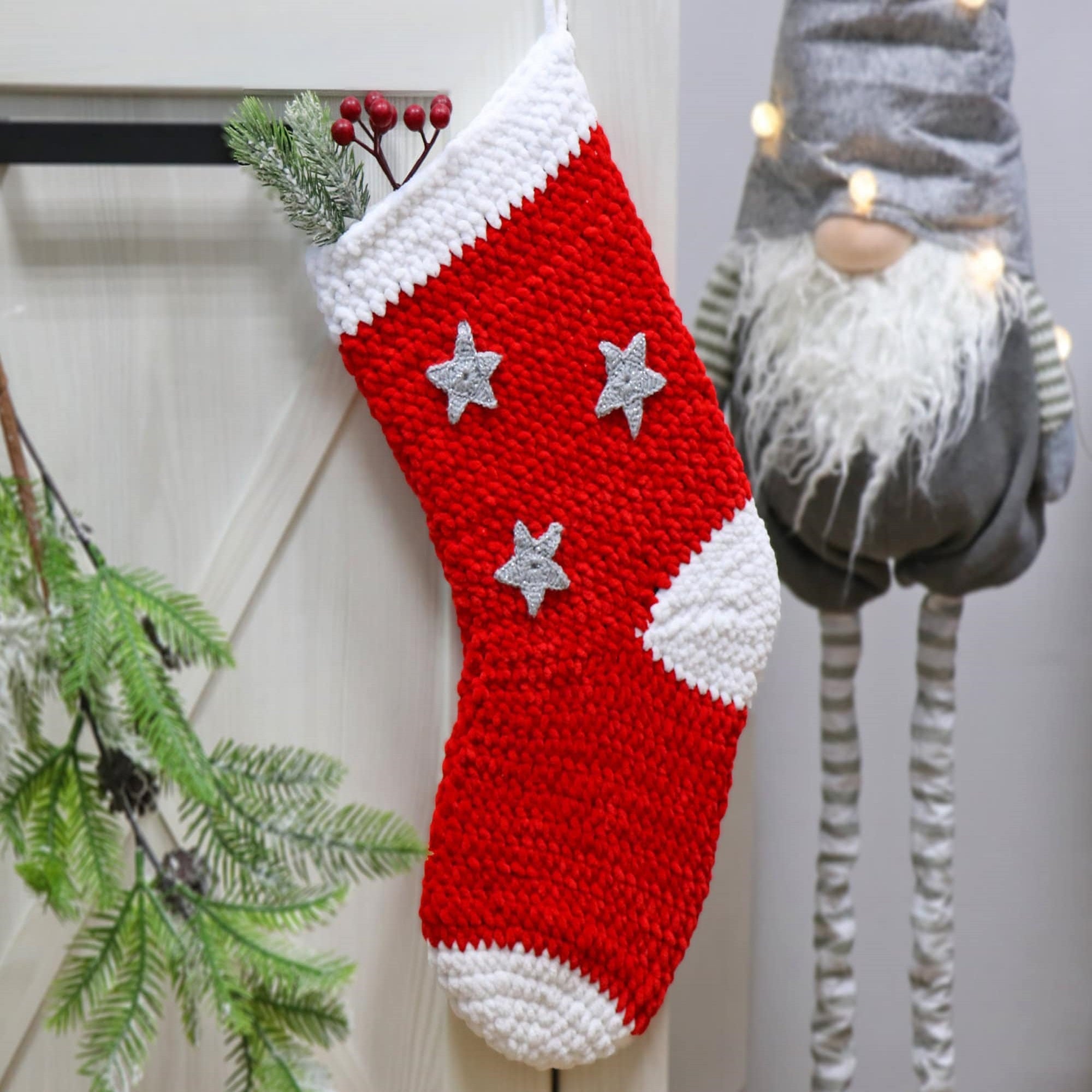 CHRISTMAS STOCKING Crochet Pattern (skill level beginner)