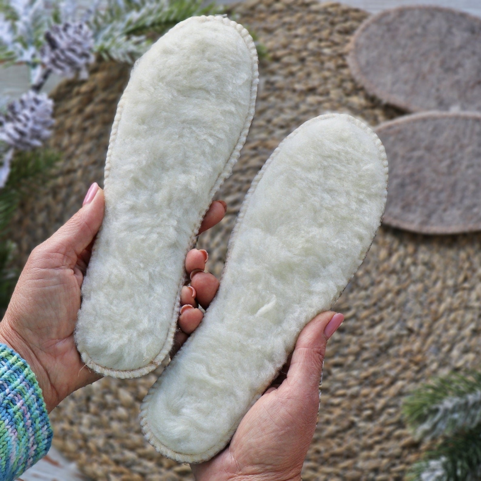 SHEEPSKIN INSOLES for shoes. Sizes 36-40. Slippers wool insoles. Warm insoles. Outdoor shoe insoles. Sheep wool insoles