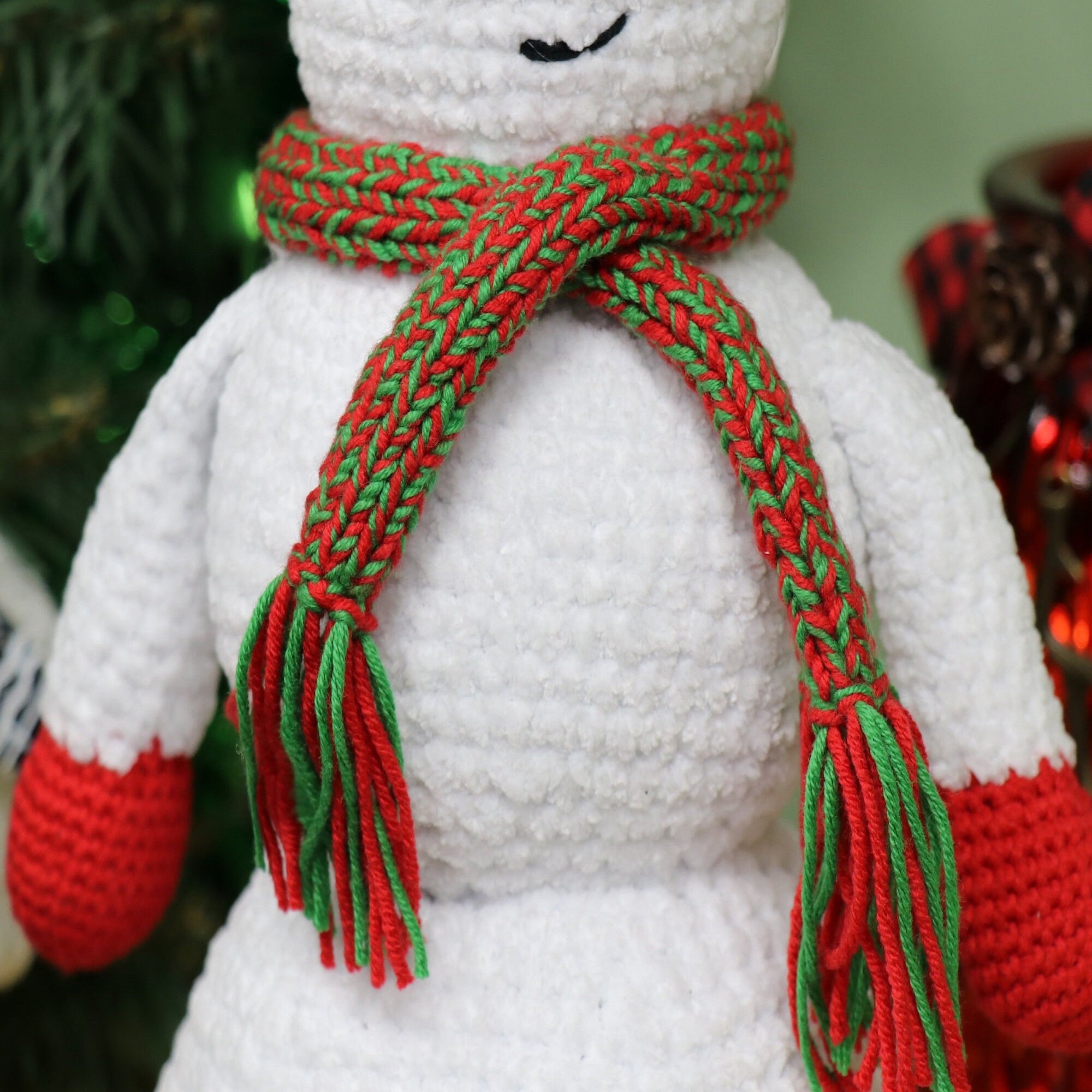 SNOWMAN Crochet Pattern (skill level beginner)