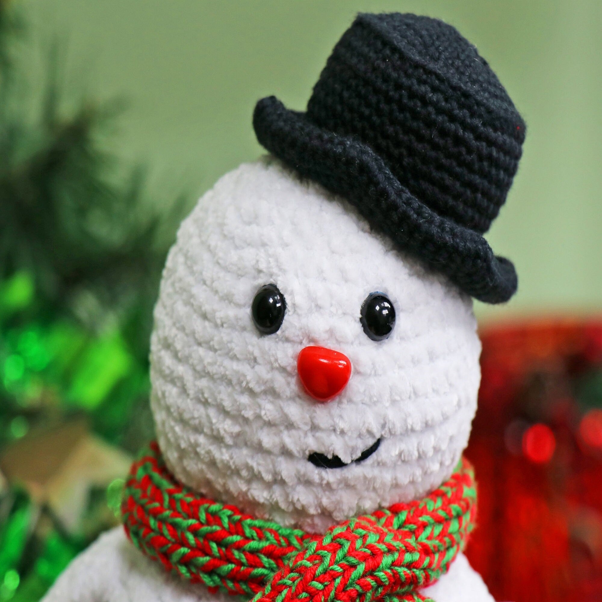 SNOWMAN Crochet Pattern (skill level beginner)