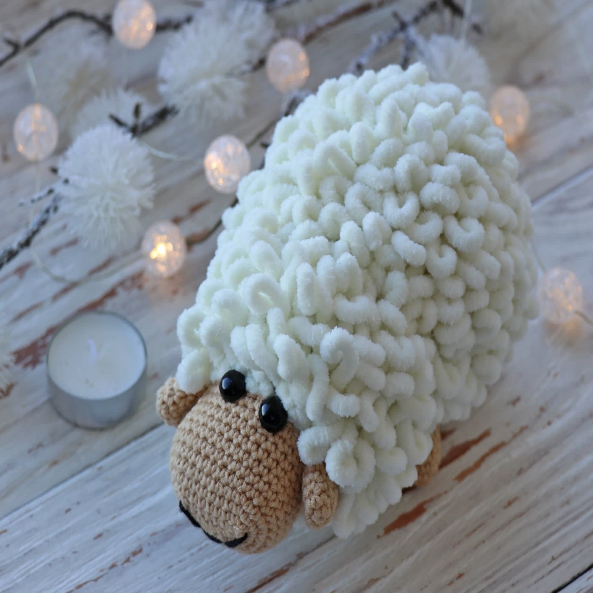LITTLE SHEEP Crochet Pattern (skill level intermediate)