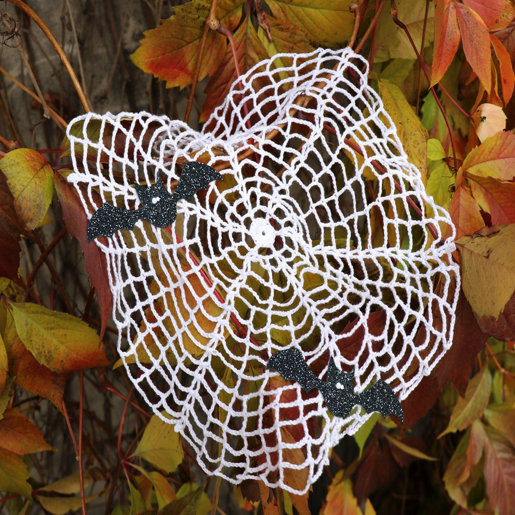 HALLOWEEN SPIRED WEB Crochet Pattern (skill level beginner)