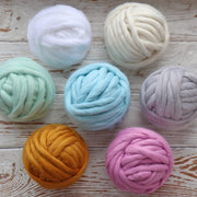 Super chunky yarn. ACRYLIC yarn. Arm knitting yarn. Chunky vegan yarn. Chunky knit. Gift for her. Blanket yarn