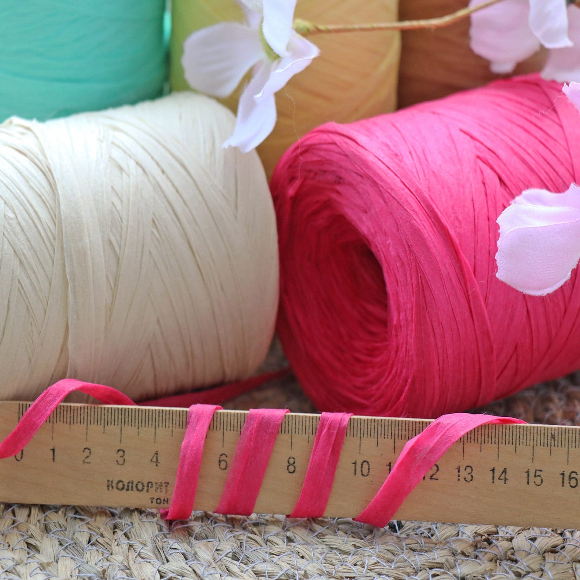 Premium Yarn Raffia Organic, 15 colors, 5.2 oz / 251 yards