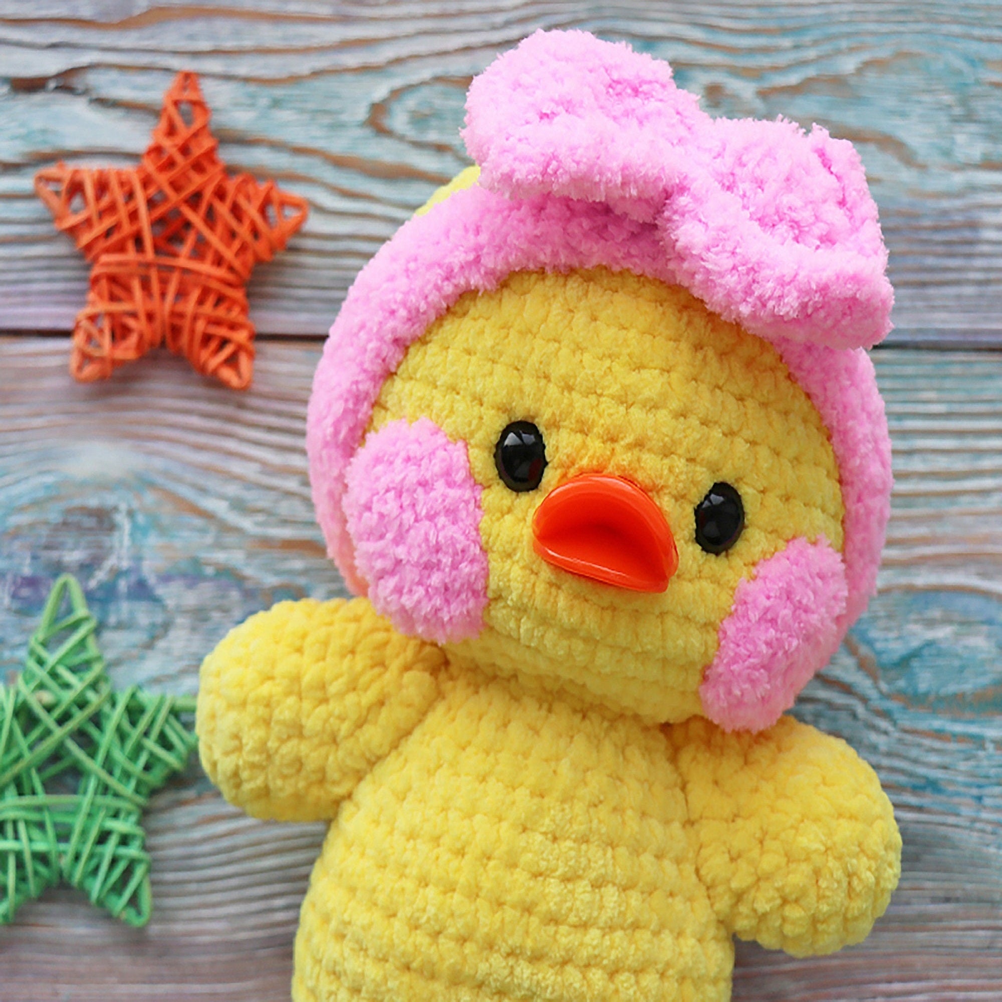 CUTE DUCK Crochet Pattern (skill level beginner)