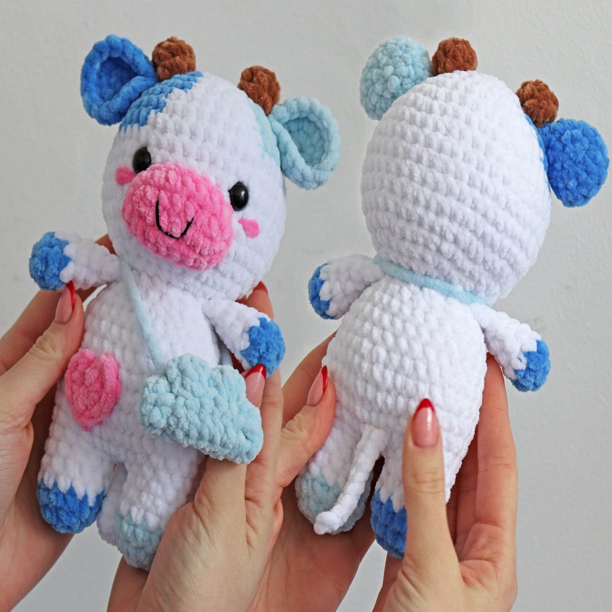BLUEBERRY COW Crochet Pattern (skill level beginner)