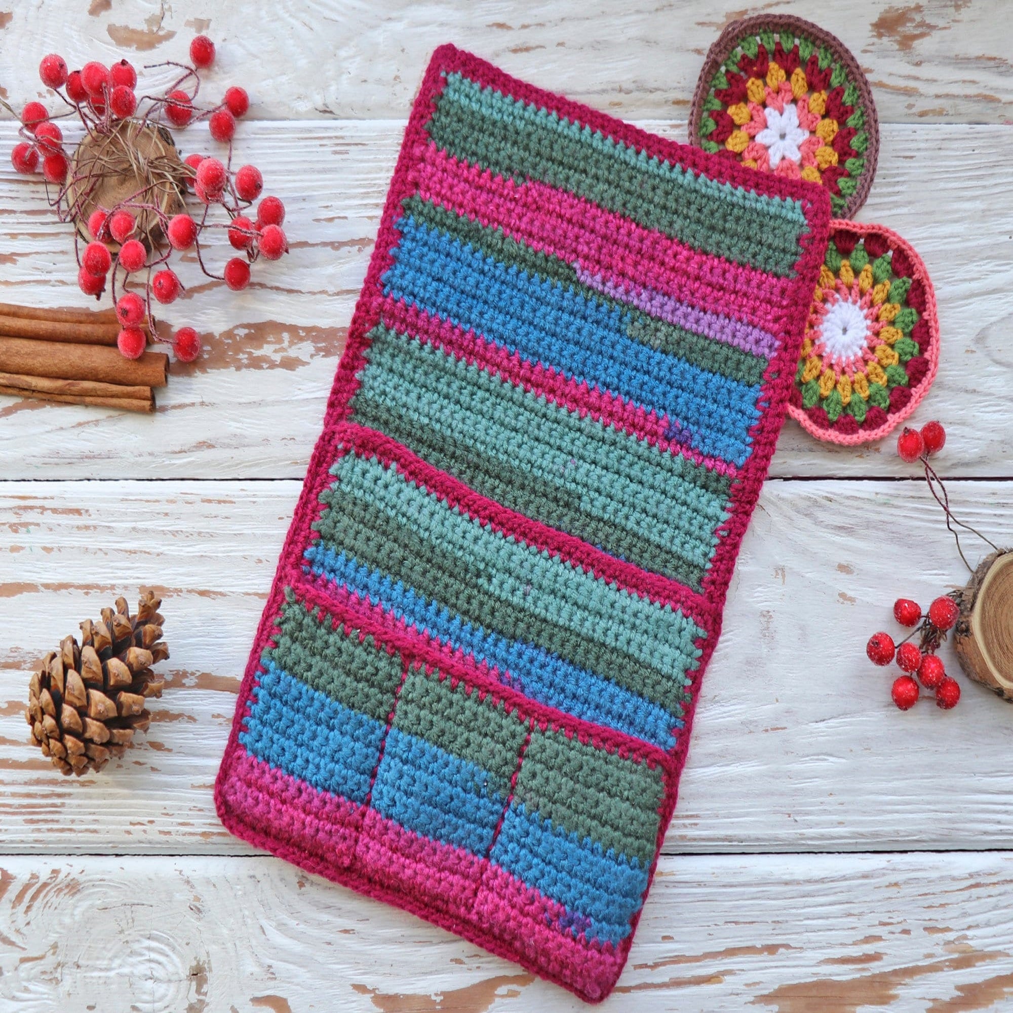 HOOK CASE Crochet Pattern (skill level beginner)