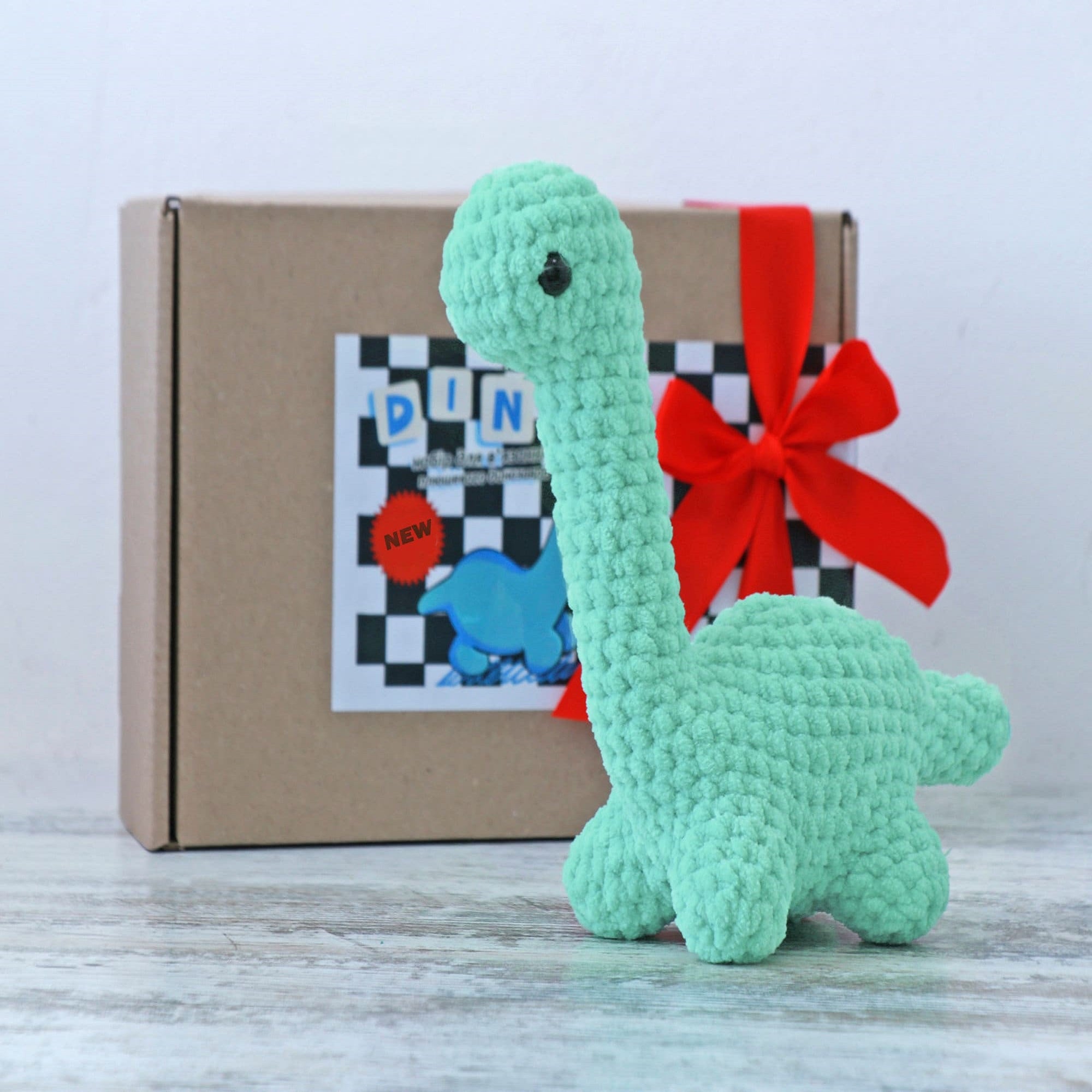 BEGINNER CROCHET KIT Amigurumi Dinosaur + Pdf Pattern, Easy Starter Crochet Kit, Amigurumi Kit, Diy Craft Kit Gift, Crochet Dinosaur