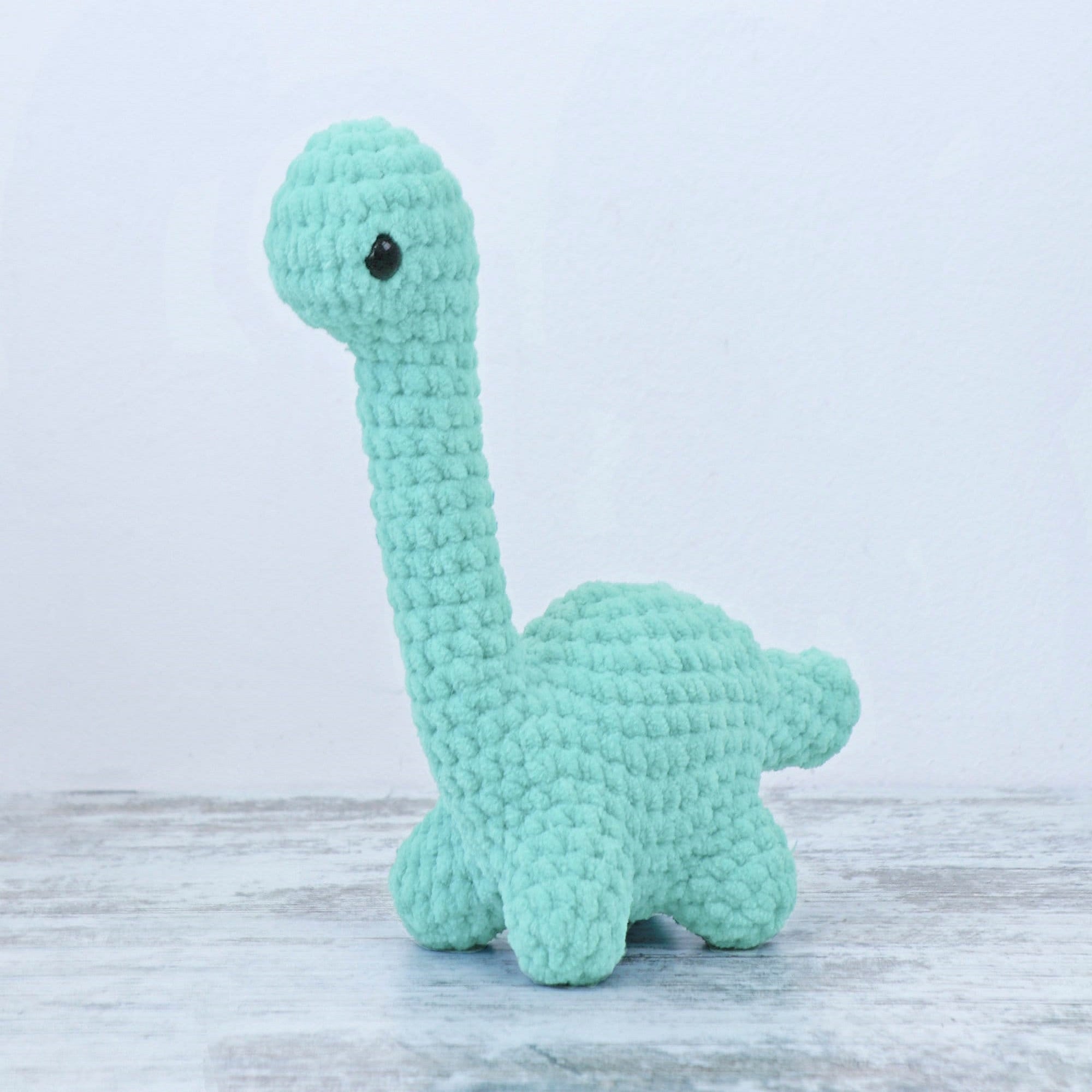 BEGINNER CROCHET KIT Amigurumi Dinosaur + Pdf Pattern, Easy Starter Crochet Kit, Amigurumi Kit, Diy Craft Kit Gift, Crochet Dinosaur