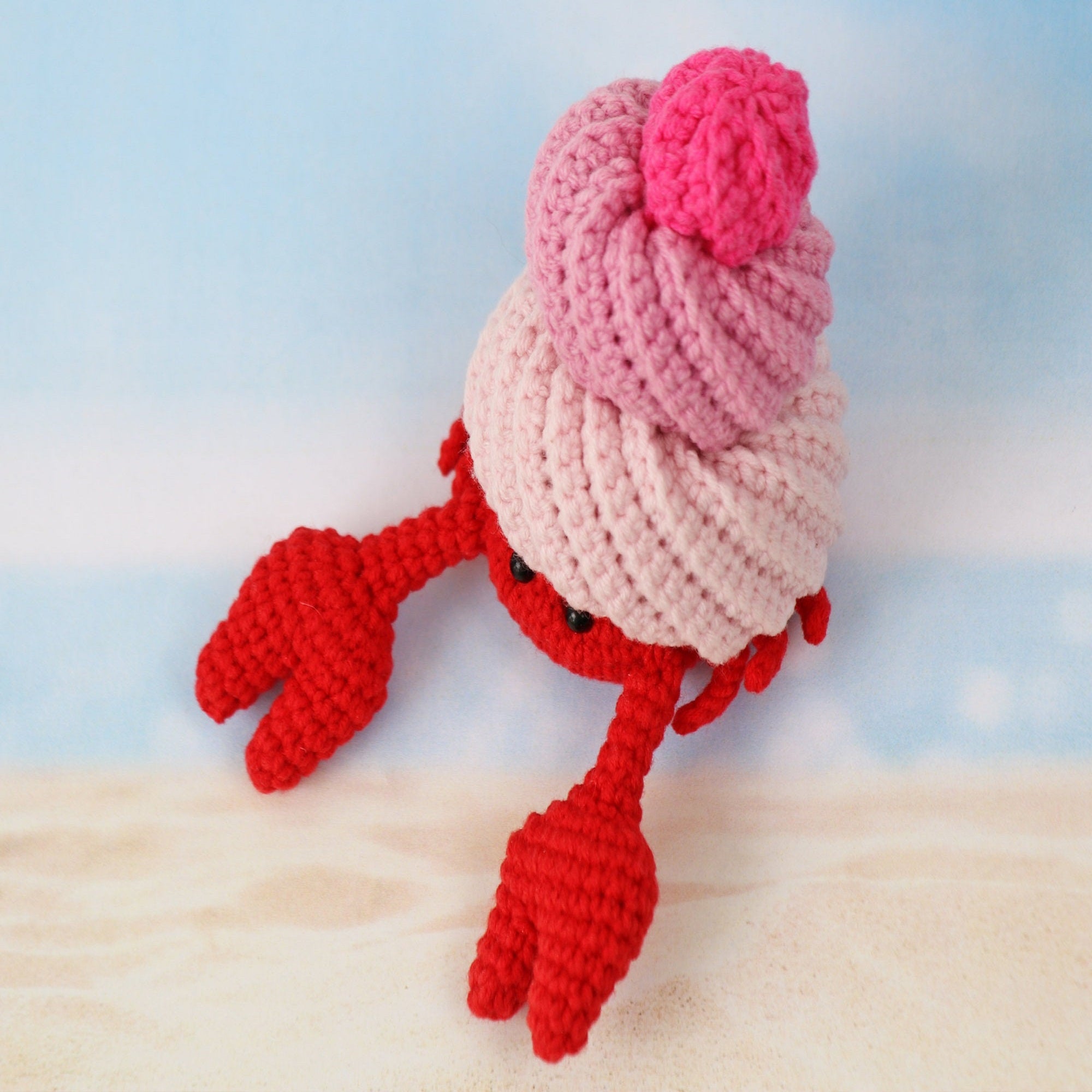 HERMIT CRAB Crochet Pattern (skill level intermediate)