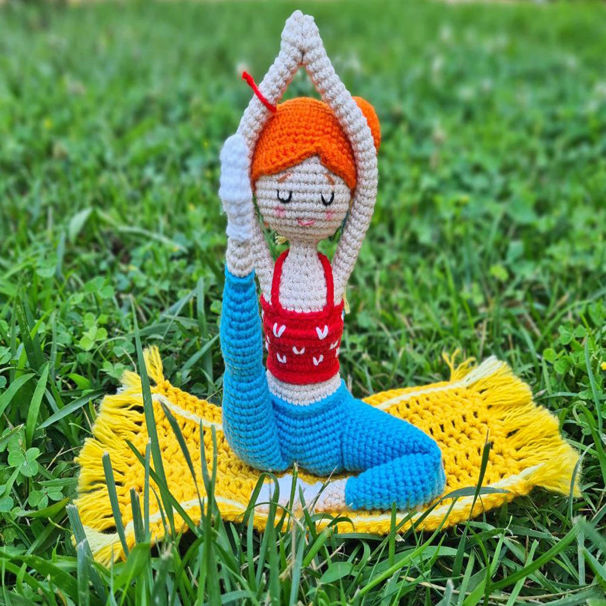 YOGI GIRL Crochet Pattern (skill level intermediate)