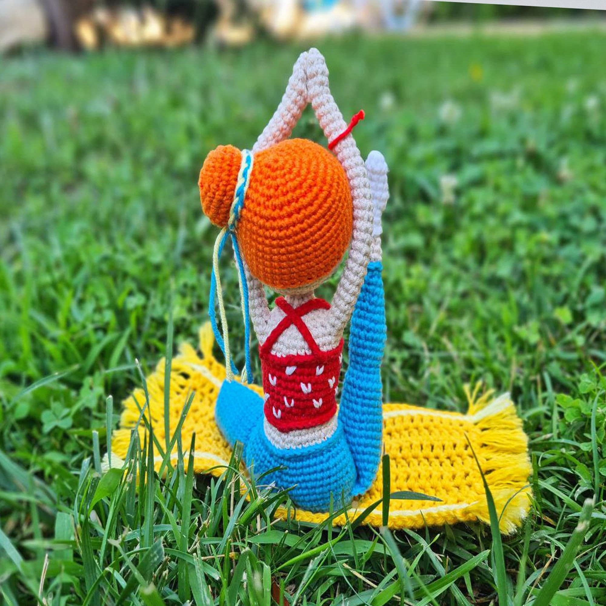YOGI GIRL Crochet Pattern (skill level intermediate)