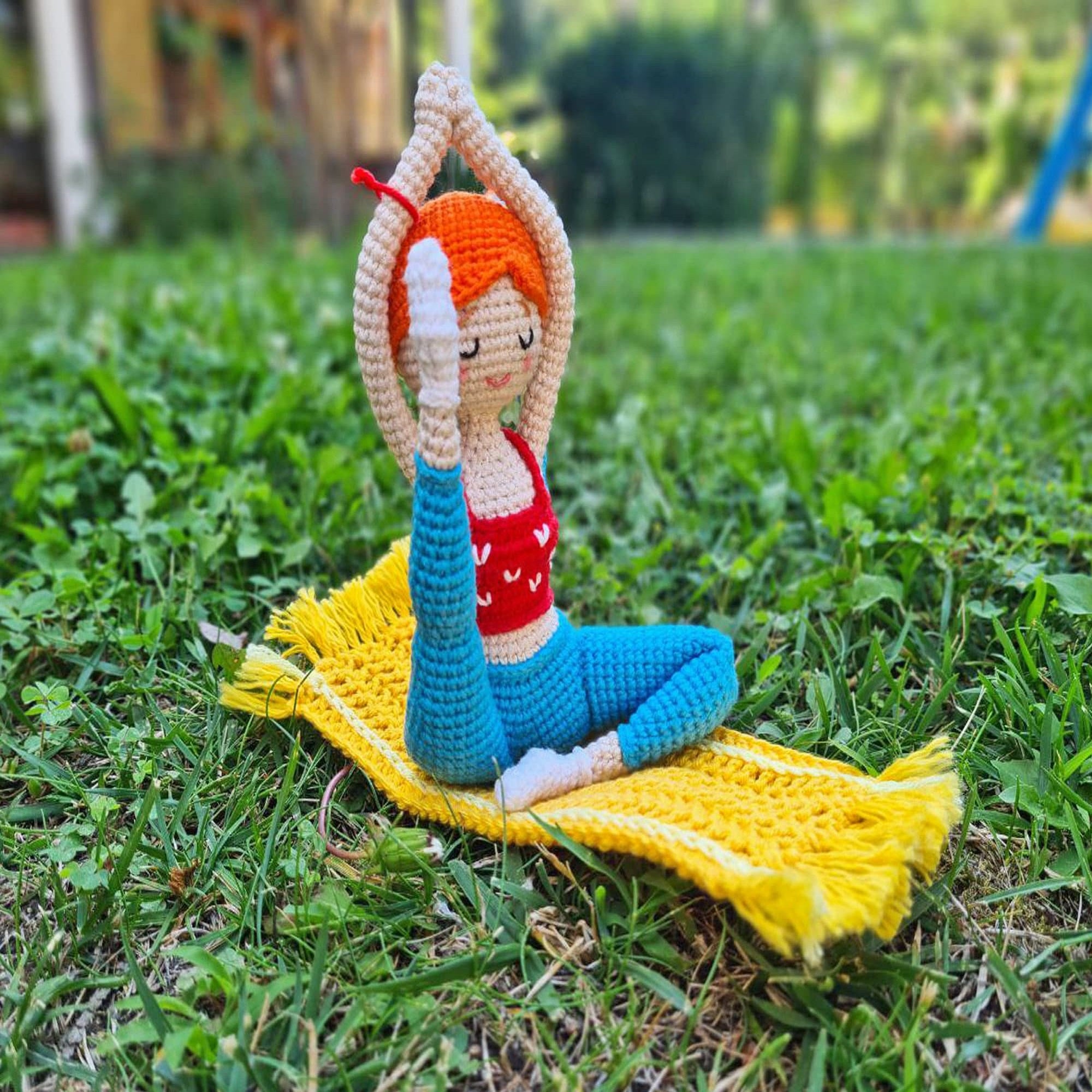 YOGI GIRL Crochet Pattern (skill level intermediate)