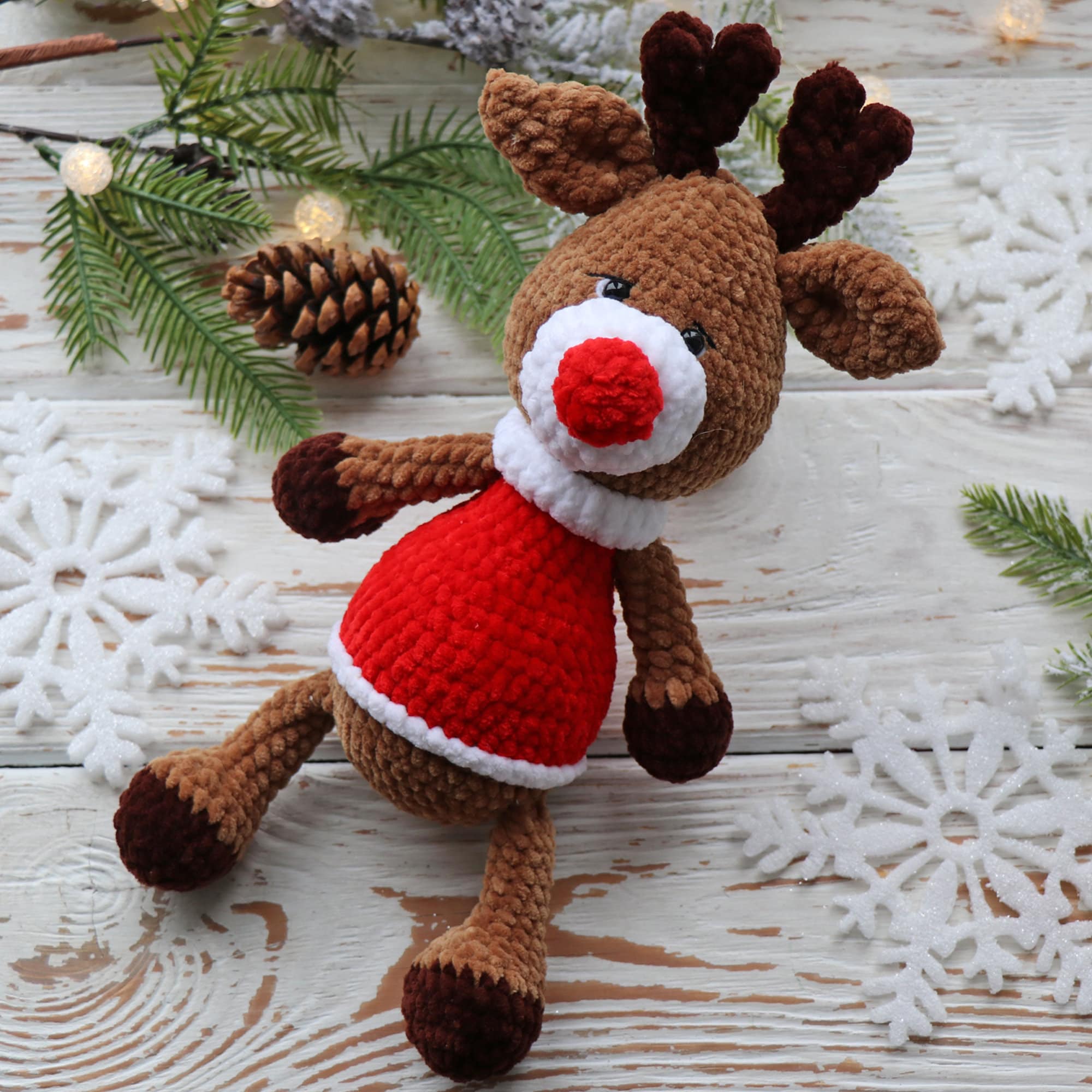 Easy CROCHET REINDEER Christmas pattern. PDF pattern. Amigurumi deer crochet pattern. Christmas reindeer diy. Instand download.