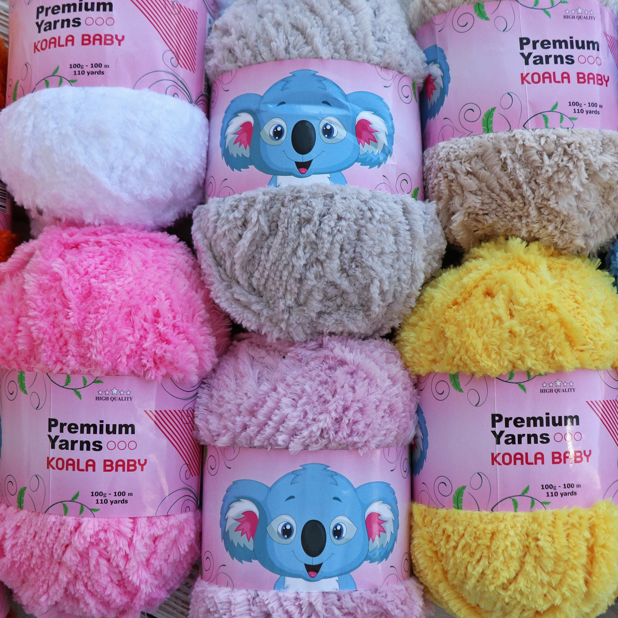 FAUX FUR YARN 100g, Amigurumi Yarn, Eyelash Yarn, Fluffy Yarn, Fur Yarn - Ultra Soft, Soft Toys Yarn, Soft Crochet Yarn, Holiday Yarn