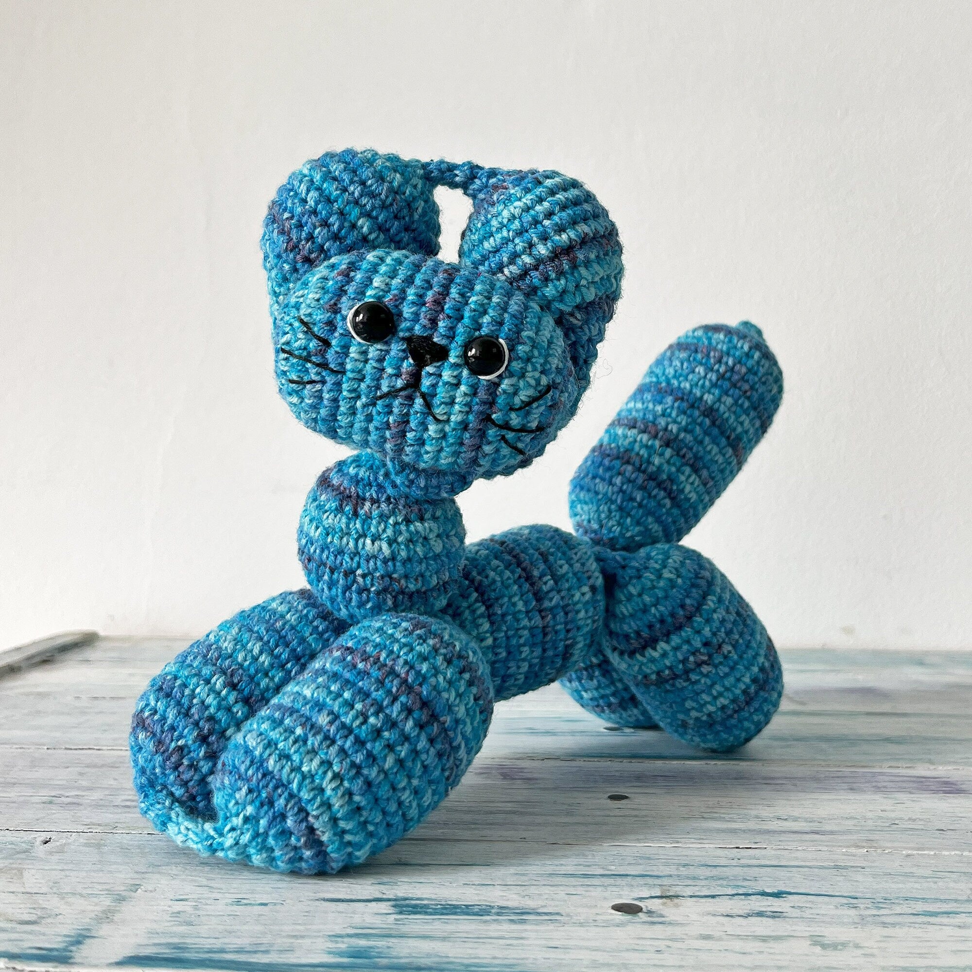 Balloon Animal Cat Crochet Pattern, Amigurumi Cat Pattern, Balloon Cat Pattern, Ballon Animal Plushie, Instant Download