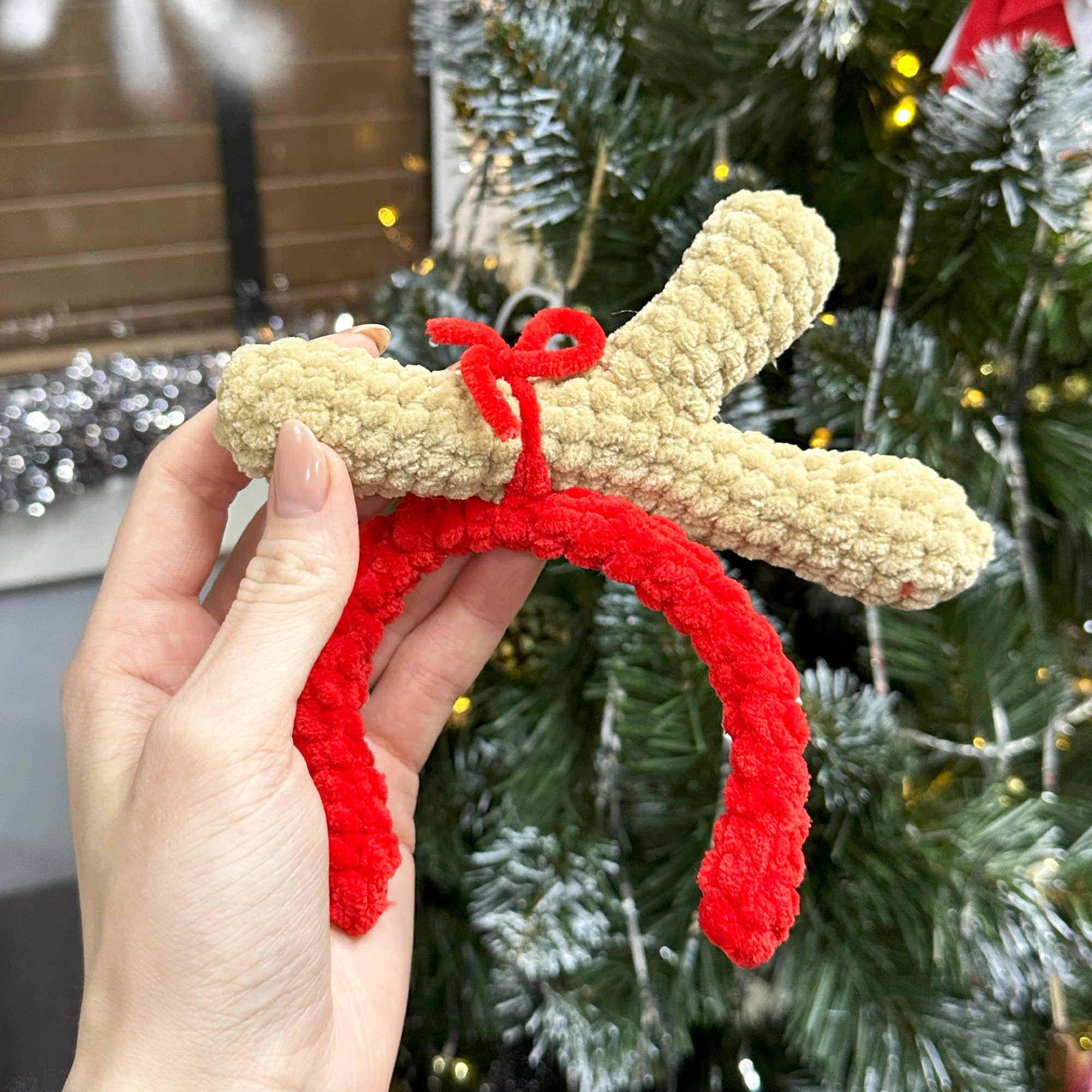 MAX – The CHRISTMAS DOG Pdf Pattern, Amigurumi Dog Crochet Pattern, Plushie Pattern, Crochet Christmas Decoration, Instant Download