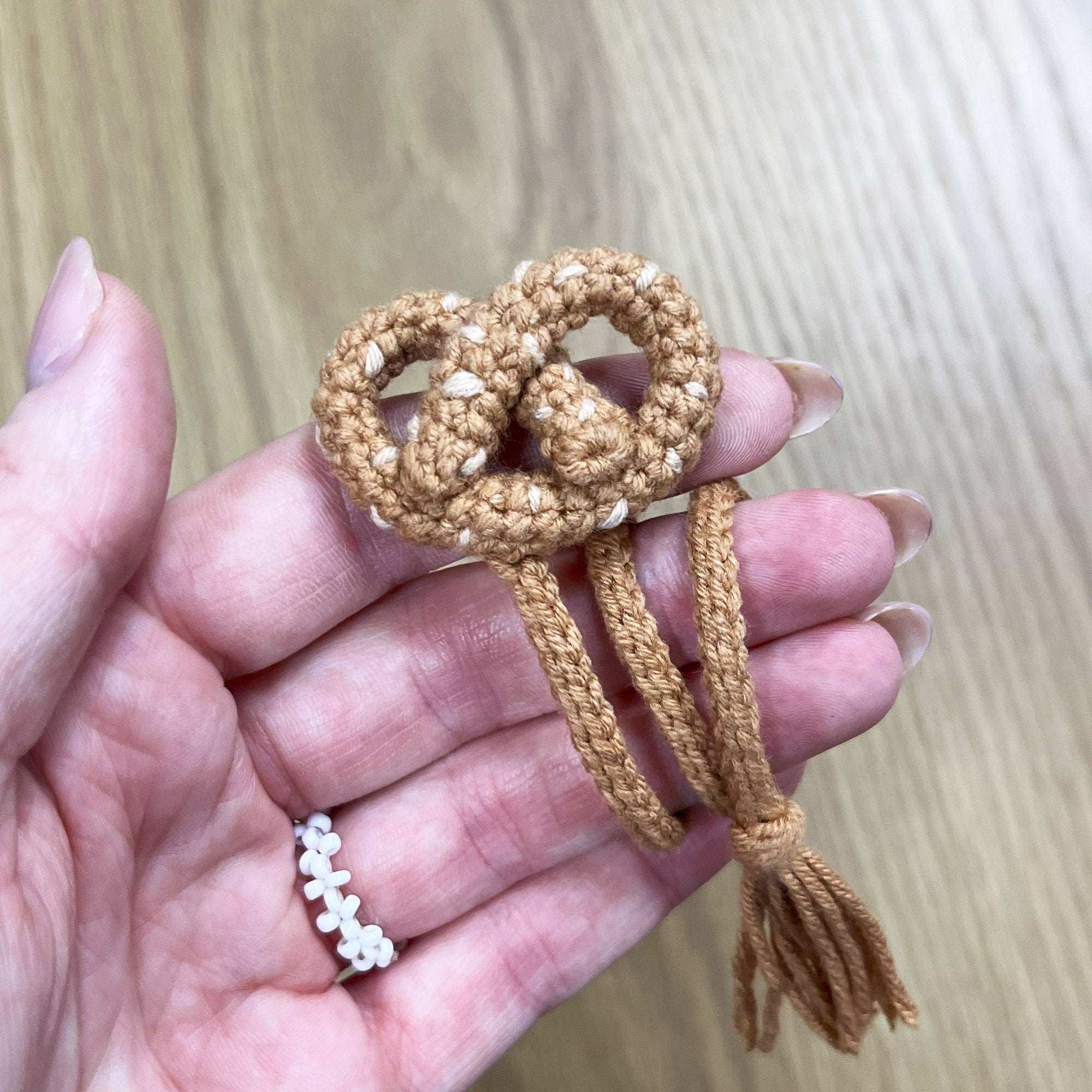 Crochet Pattern Pie Slice Bookmark, Pretzel Bookmark, Croissant Bookmark, PDF Pattern, Easy Crochet, US Terms (English Only)