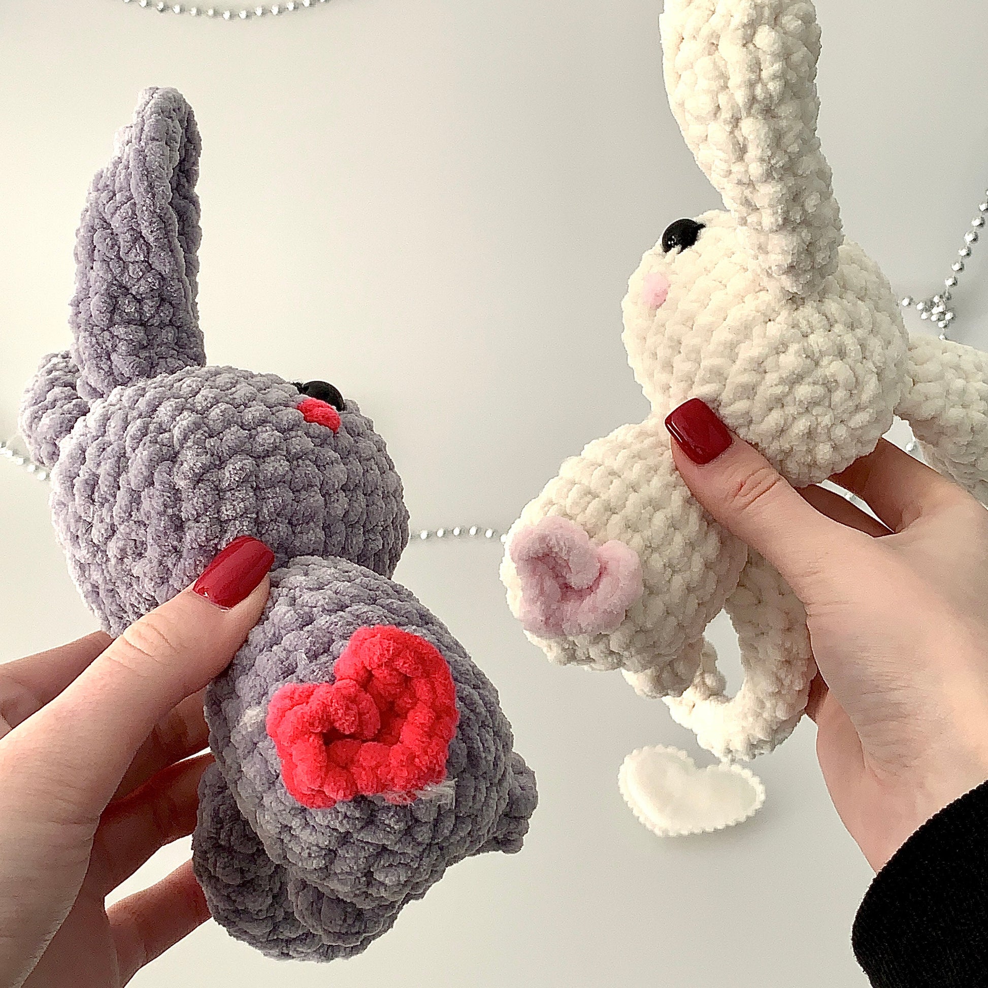 Crochet Bunny Pattern, LOW SEW Amigurumi Pattern, Hugging Bunnies Couple Pattern, Valentines Crochet, Easy Crochet Pattern, Instant Download