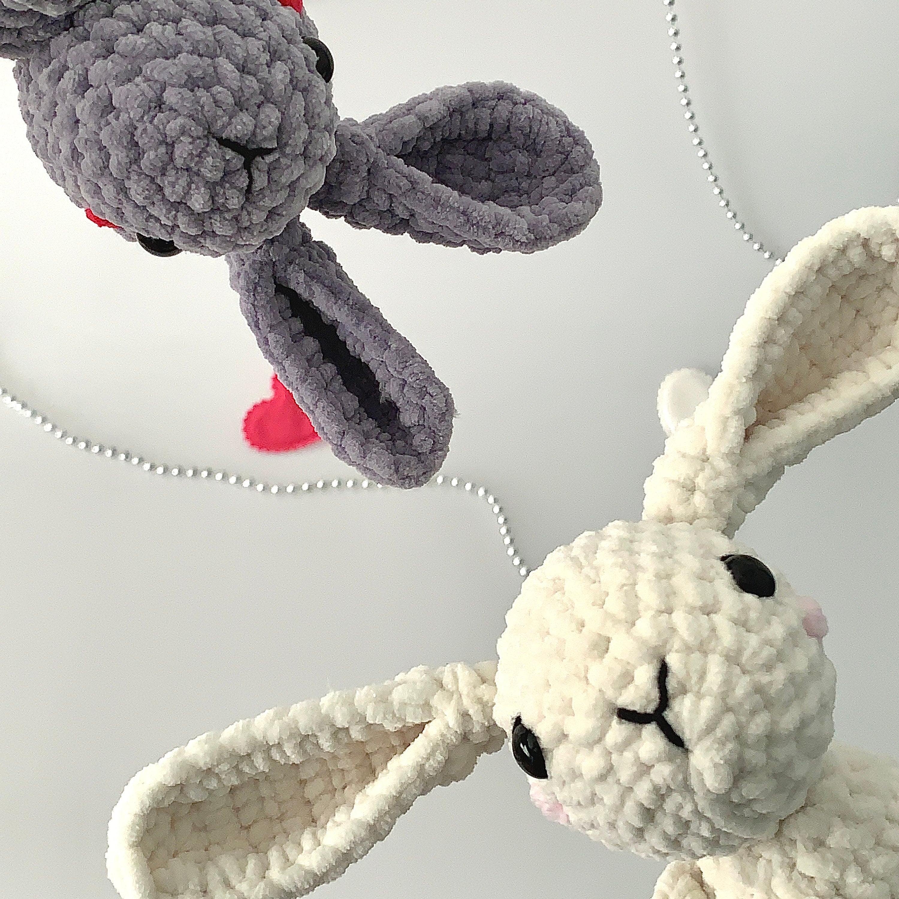 Crochet Bunny Pattern, LOW SEW Amigurumi Pattern, Hugging Bunnies Couple Pattern, Valentines Crochet, Easy Crochet Pattern, Instant Download
