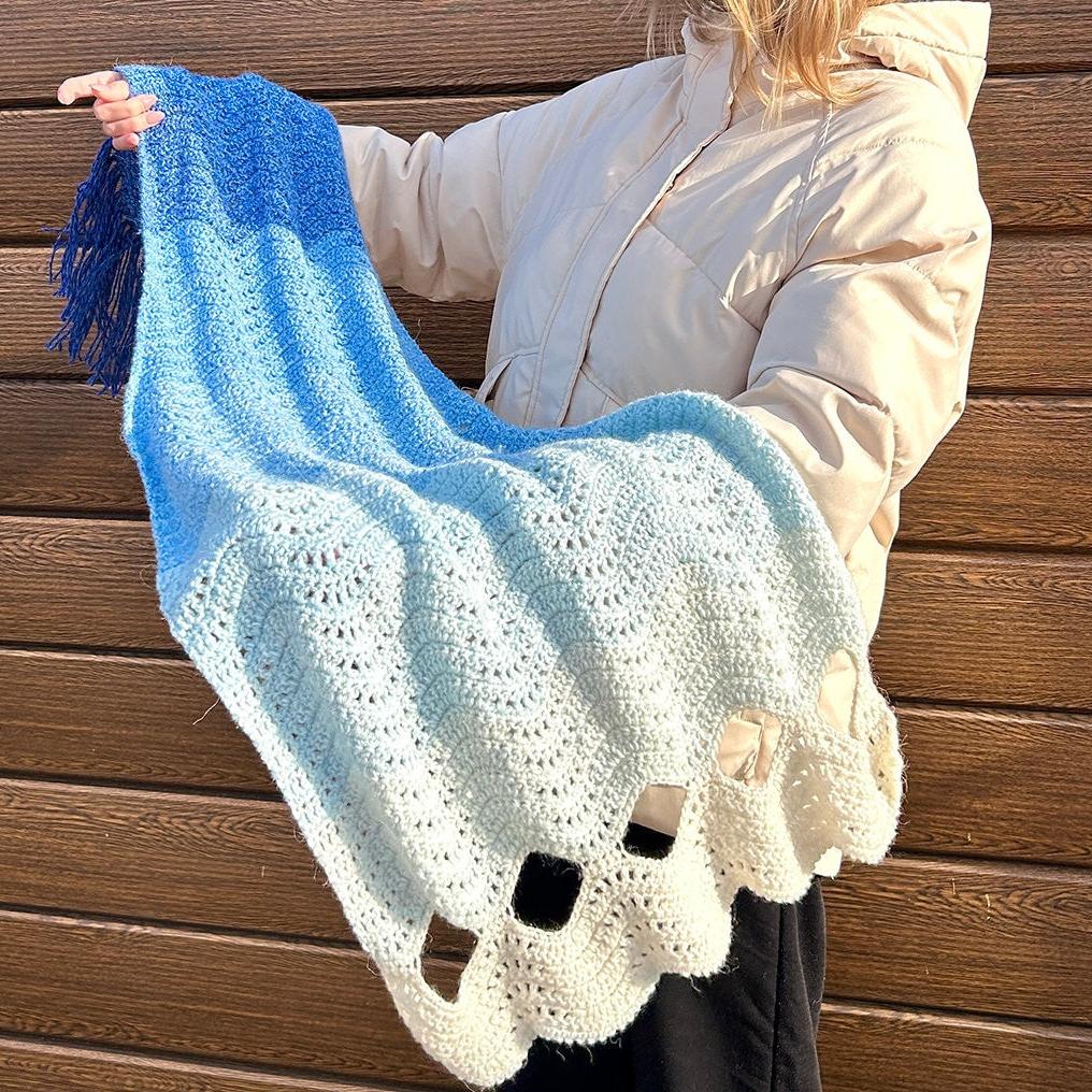 Keyhole Scarf CROCHET PDF PATTERN, Ruffle Scarf, Crochet Cowl, Neck Warmer, Winter Crochet