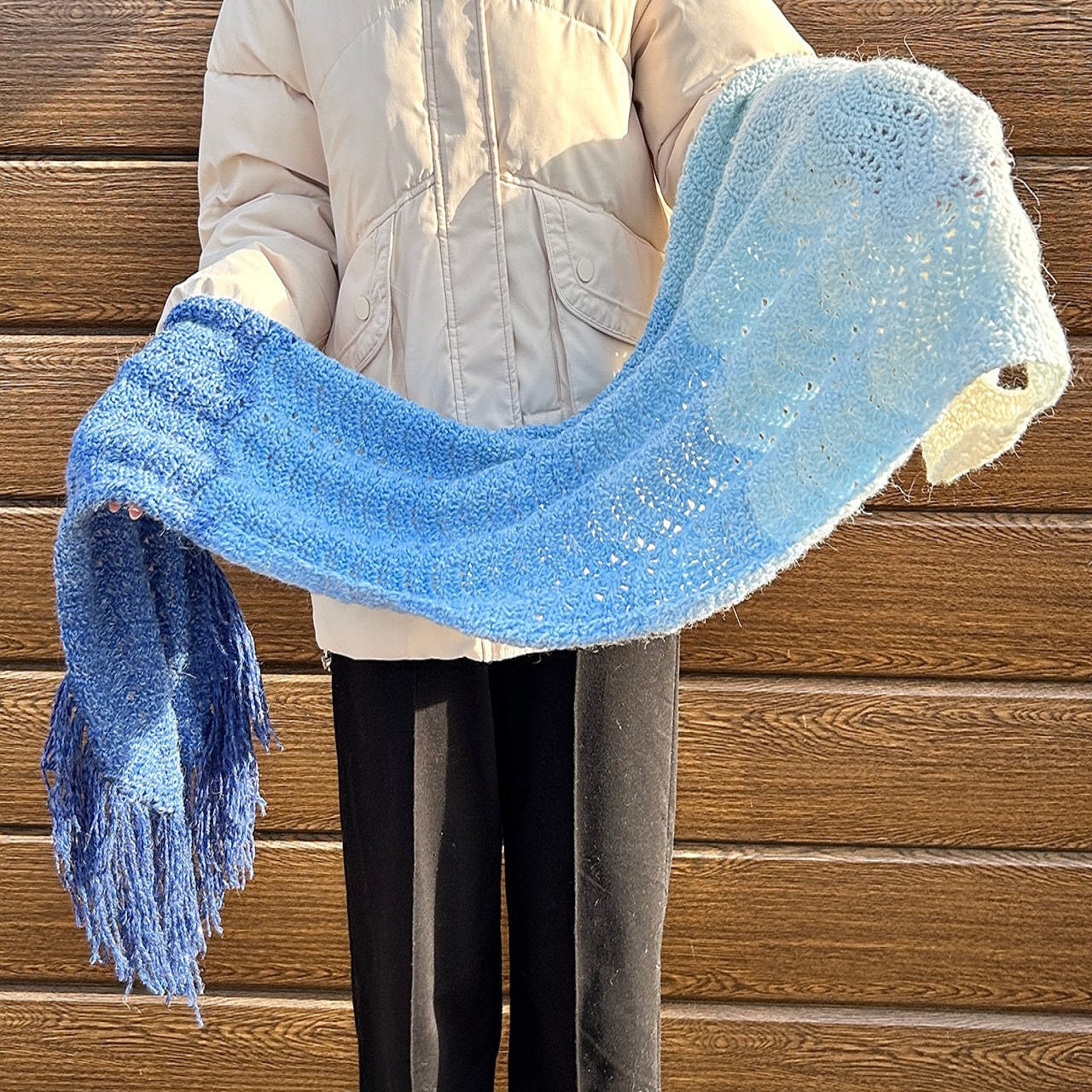 KEYHOLE SCARF Crochet Pattern (skill level intermediate)