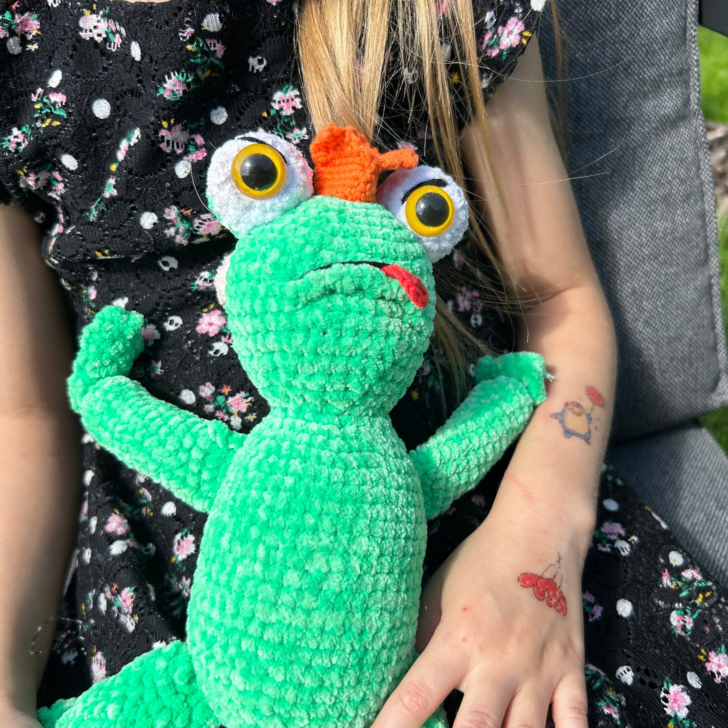 CROCHET FROG PATTERN, Amigurumi Frog Pattern, Fluffy Frog Crochet Pattern, Kawaii Amigurumi Pattern, Cute Frog, Animal Crochet, Pdf Pattern