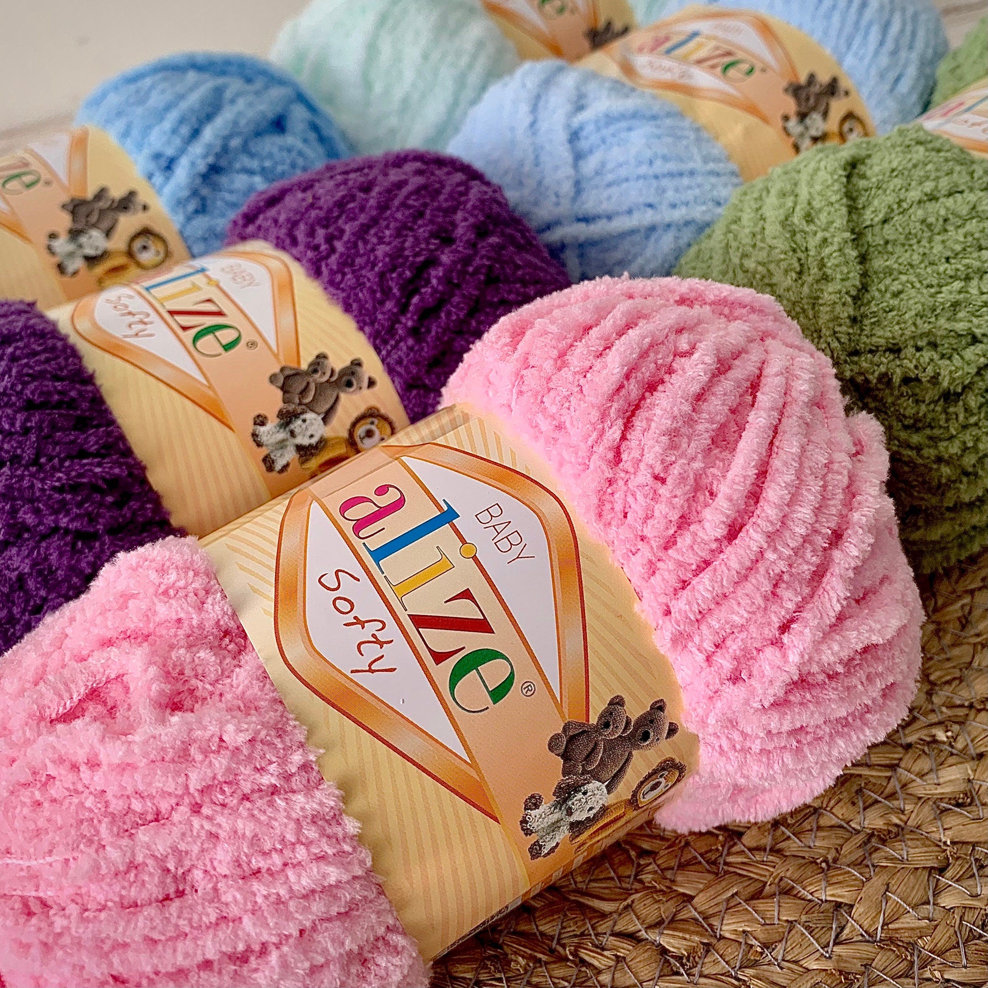 ALIZE SOFTY, Baby Yarn, Soft Blanket Yarn, Chenille Yarn for Baby Clothes, 1.76 Oz, 125 Yds, 100% Micropolyester, Baby Products Yarn
