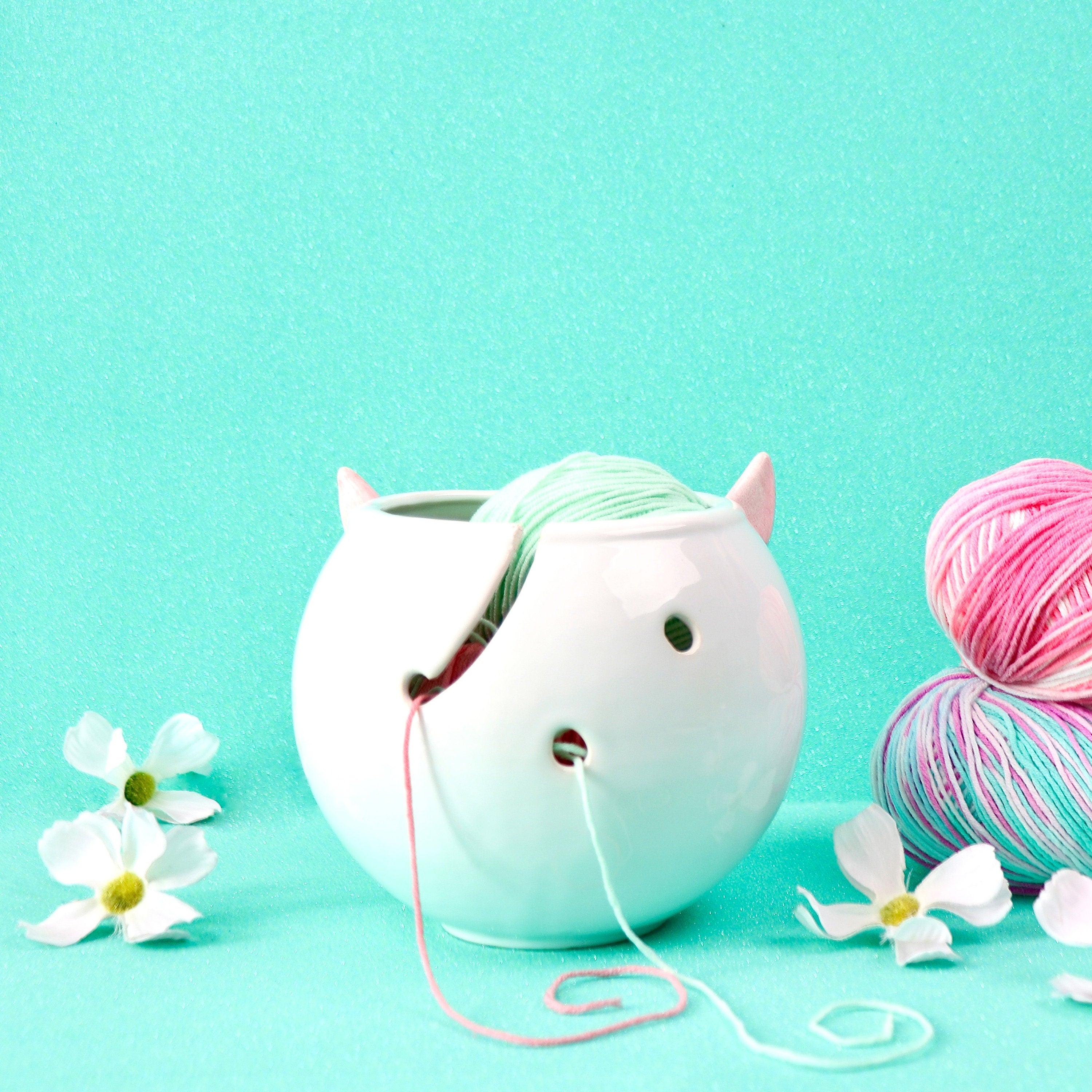 Ceramic Yarn Bowl Personalized Unicorn Yarn Holder, Ceramic Yarn Holder Knitting Bowl Yarn Bowl With Holes Handmade Yarn Bowl, Unicorn Bowl