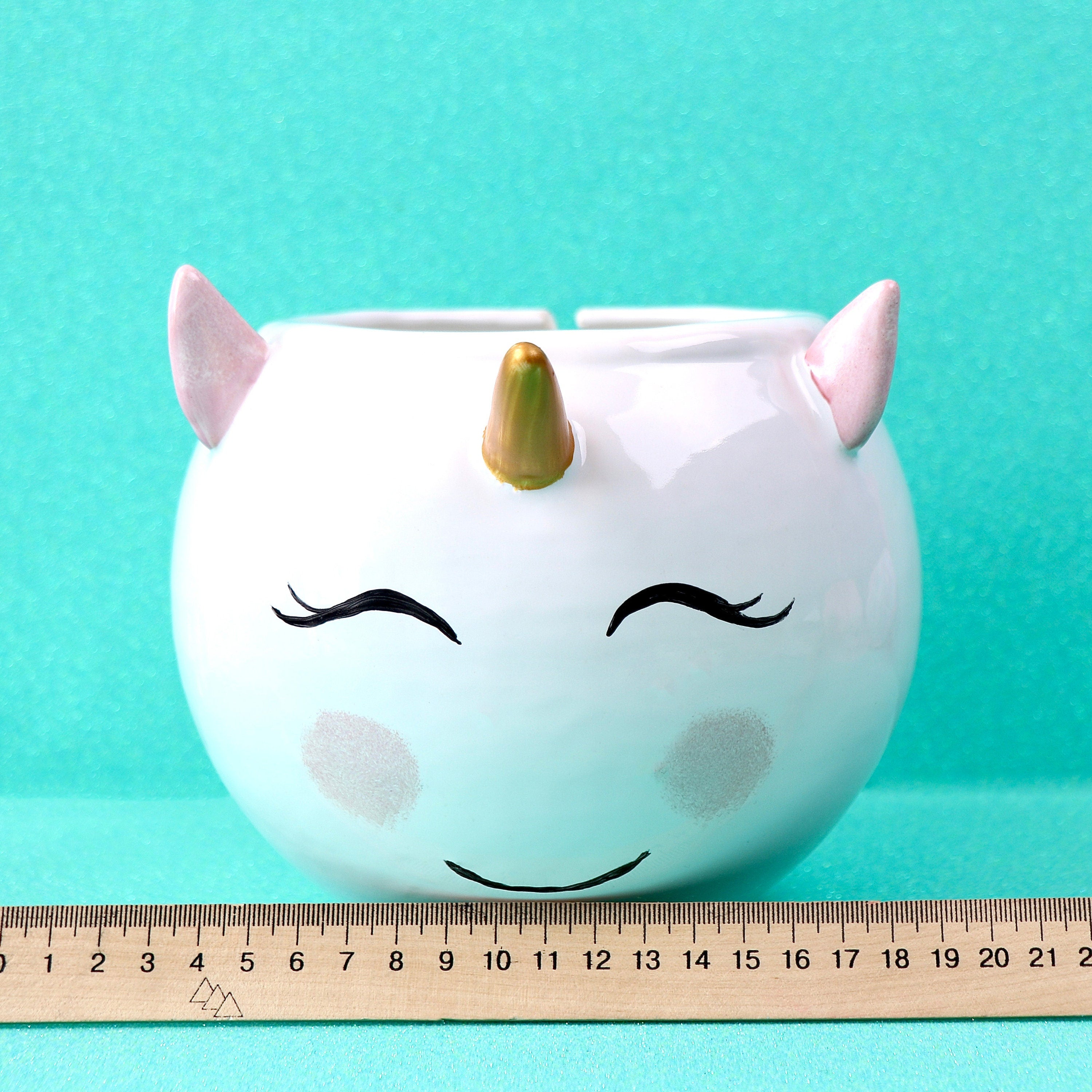 Ceramic Yarn Bowl Personalized Unicorn Yarn Holder, Ceramic Yarn Holder Knitting Bowl Yarn Bowl With Holes Handmade Yarn Bowl, Unicorn Bowl