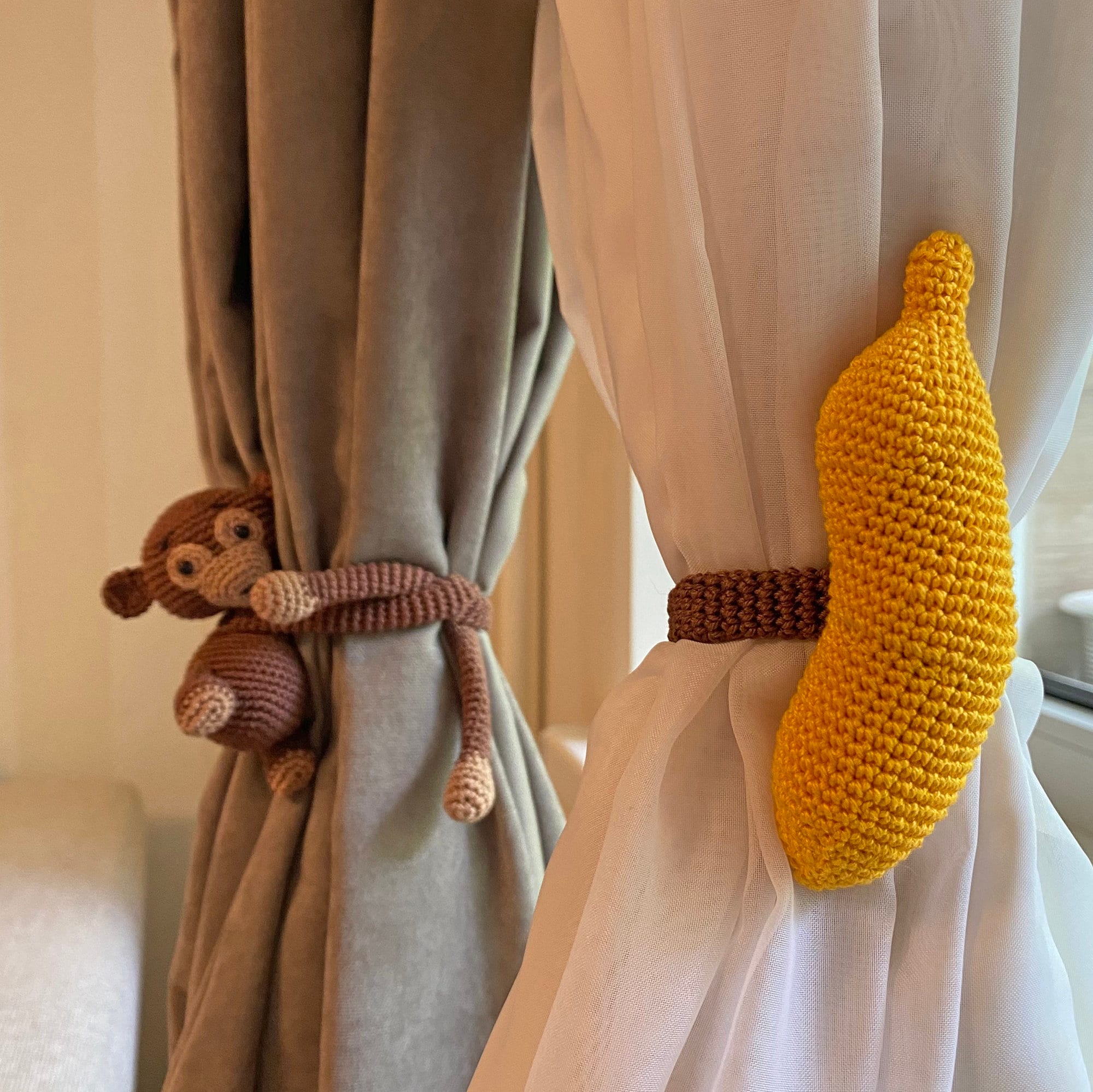 Crochet MONKEY and BANANA Curtain Tie, PDF Amigurumi Pattern, Crochet Nursery Decor, Housewarming Gift, Easy Crochet Pattern, Home Decor