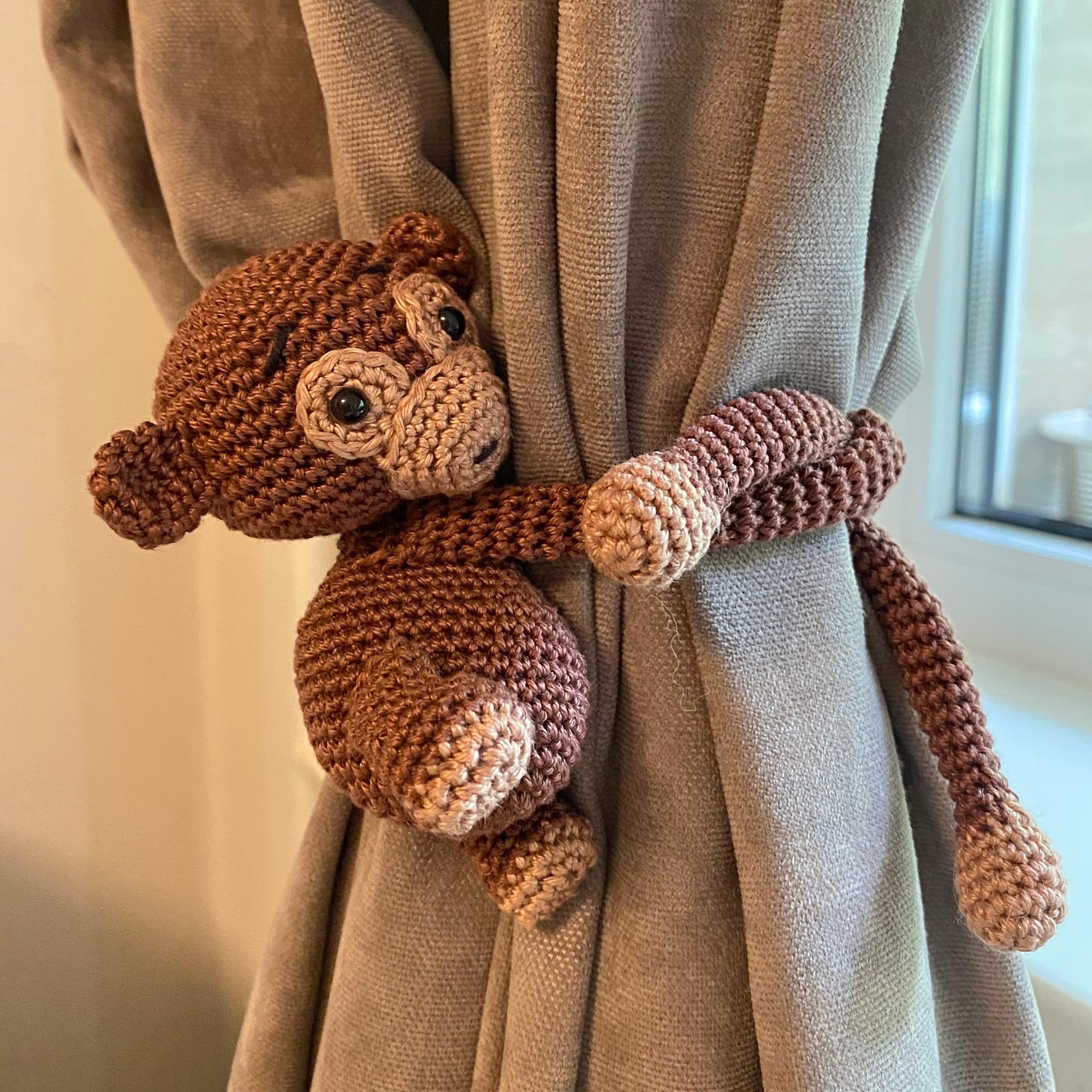 Crochet MONKEY and BANANA Curtain Tie, PDF Amigurumi Pattern, Crochet Nursery Decor, Housewarming Gift, Easy Crochet Pattern, Home Decor