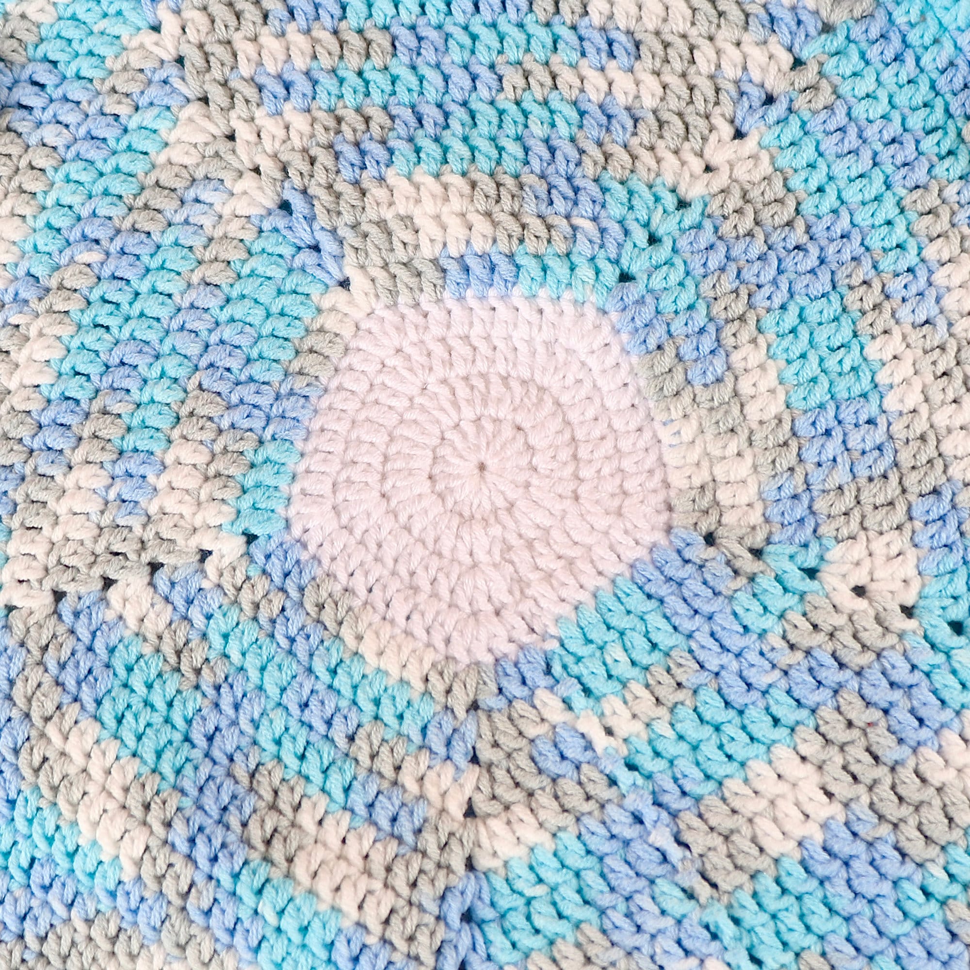 Crochet Baby FLOWER BUNTING Pattern, 0-3 Months Baby Bag Bunting, Baby Shower Gift, Crochet Pattern, Instant Download, Easy Crochet Pattern