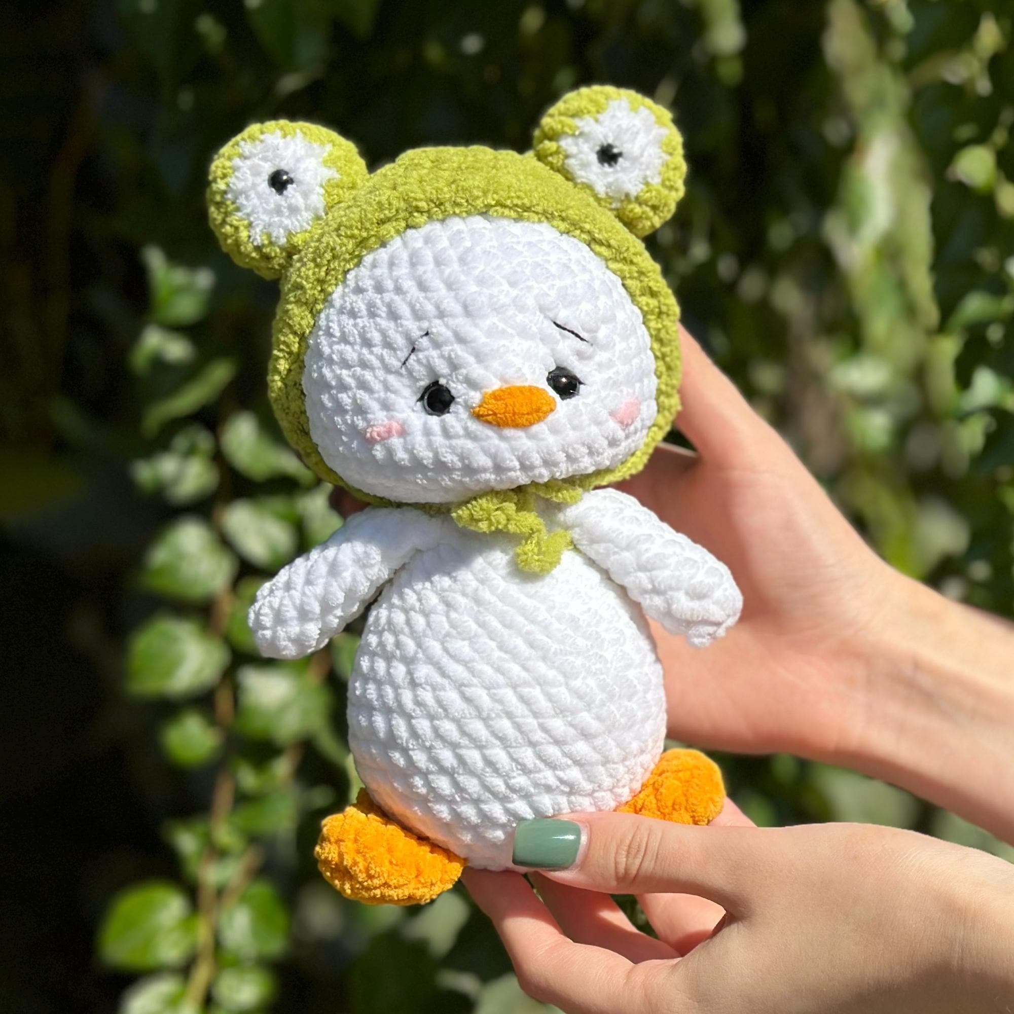 CROCHET Duck With Frog Hat PATTERN, Amigurumi Duck Pattern, Easy Duck Crochet Pattern, Plush Duck, Pdf Pattern Beginner, Instant Download