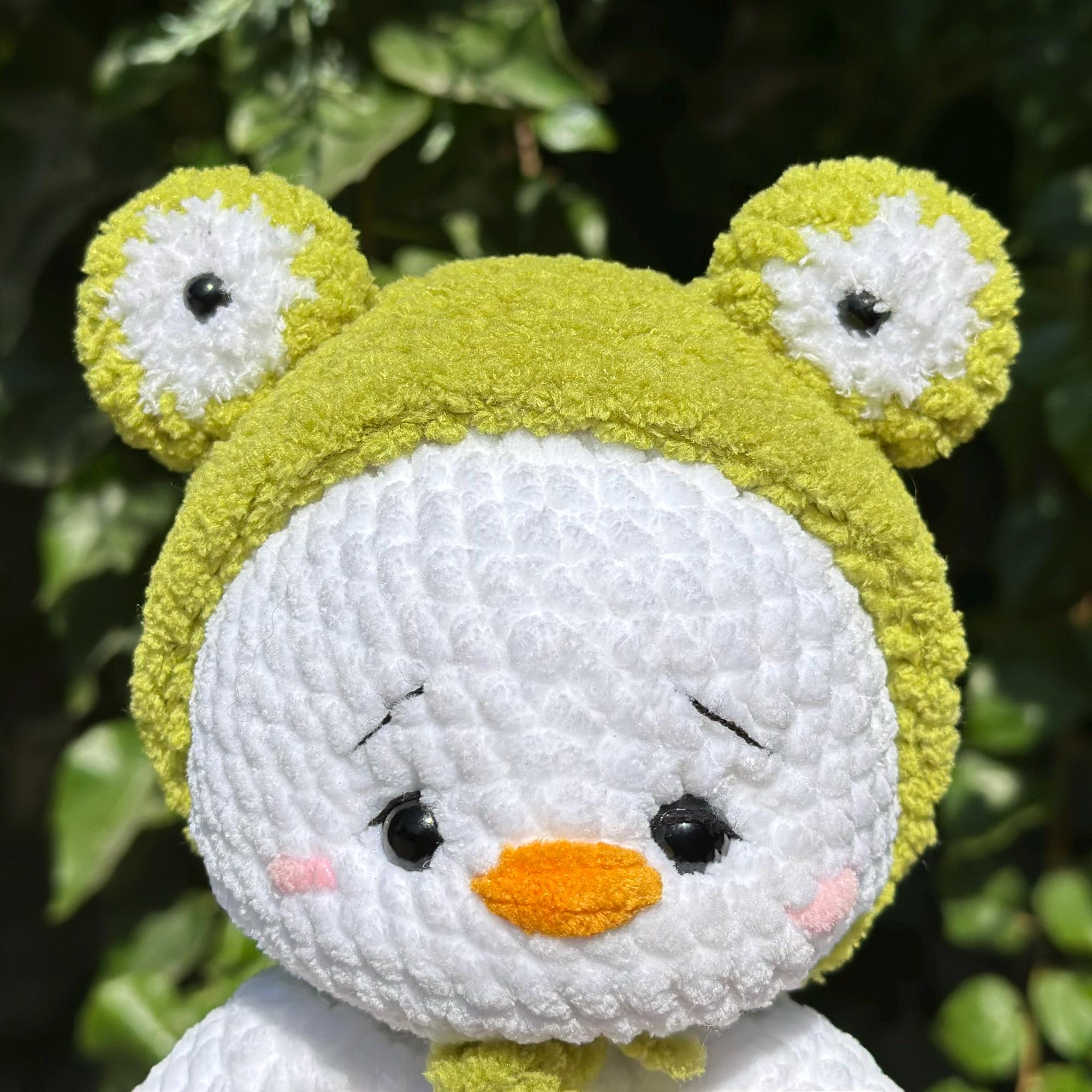 CROCHET Duck With Frog Hat PATTERN, Amigurumi Duck Pattern, Easy Duck Crochet Pattern, Plush Duck, Pdf Pattern Beginner, Instant Download