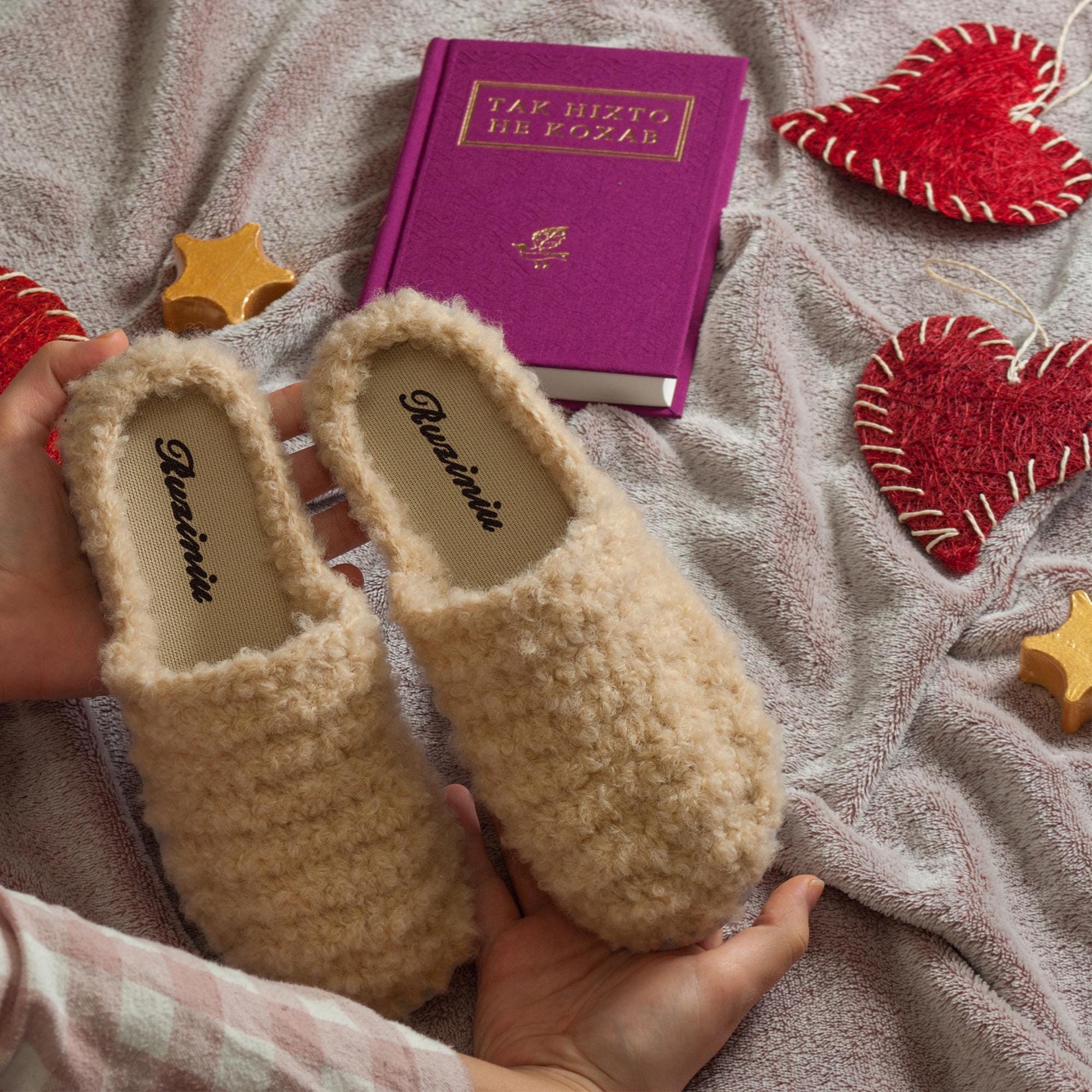 Crochet SLIPPERS PATTERN, PDF Shoemaking Pattern, Handmade Crochet Slippers, House Slippers Crochet Pattern, Crochet Shoes with Rubber Soles