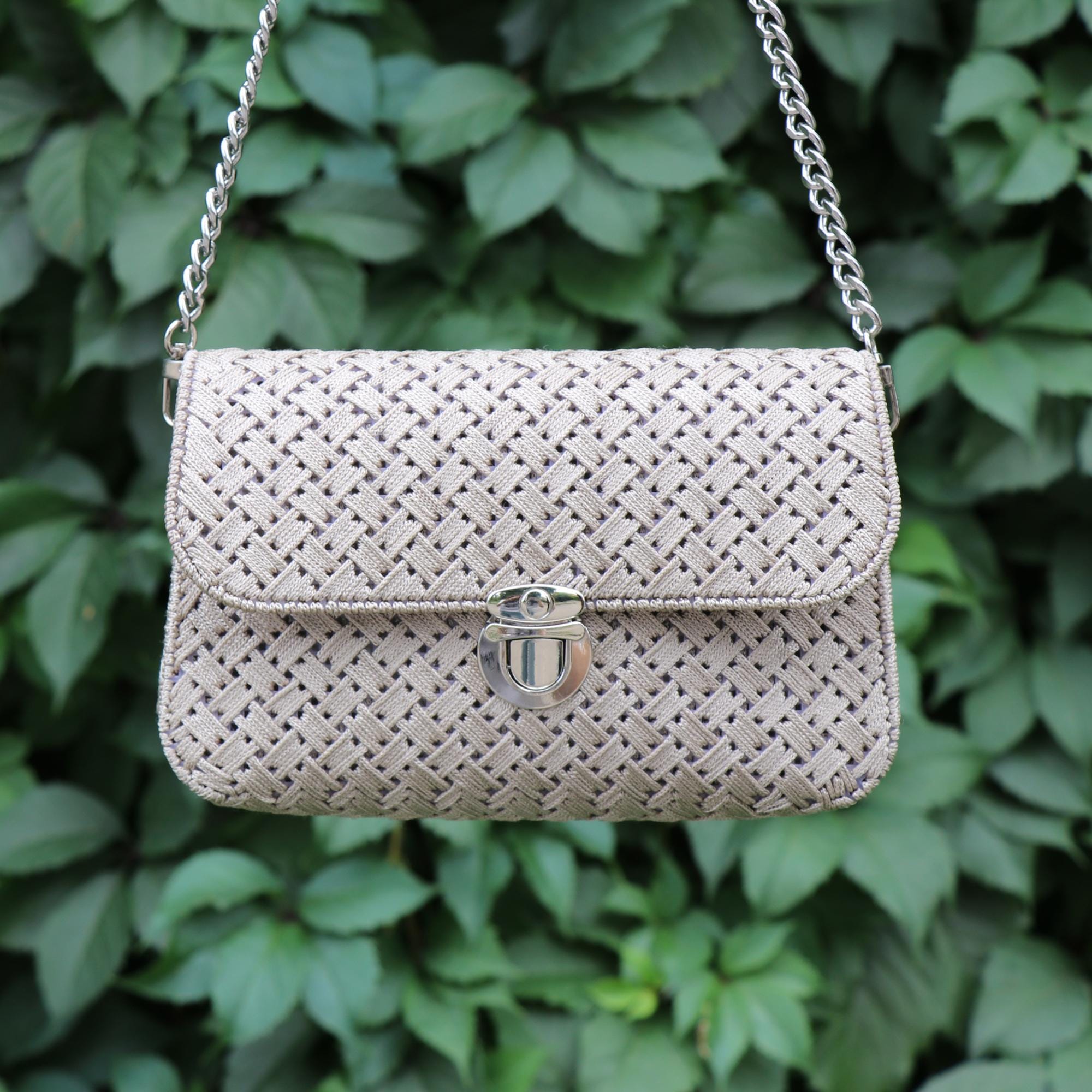 EMBROIDERY BAG KIT, Clutch Making Kit, Easy Starter Embroidery Kit, Summer Purse Kit, Diy Craft Kit Gift, Learn How To Kit, Embroidery Purse