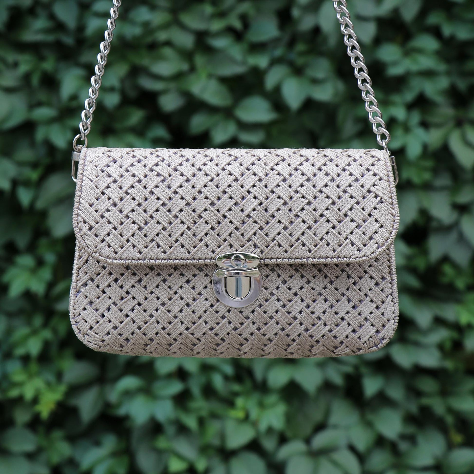 EMBROIDERY BAG KIT, Clutch Making Kit, Easy Starter Embroidery Kit, Summer Purse Kit, Diy Craft Kit Gift, Learn How To Kit, Embroidery Purse