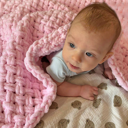 COZY BABY BLANKET Finger Knitting Pattern (skill level Beginner)